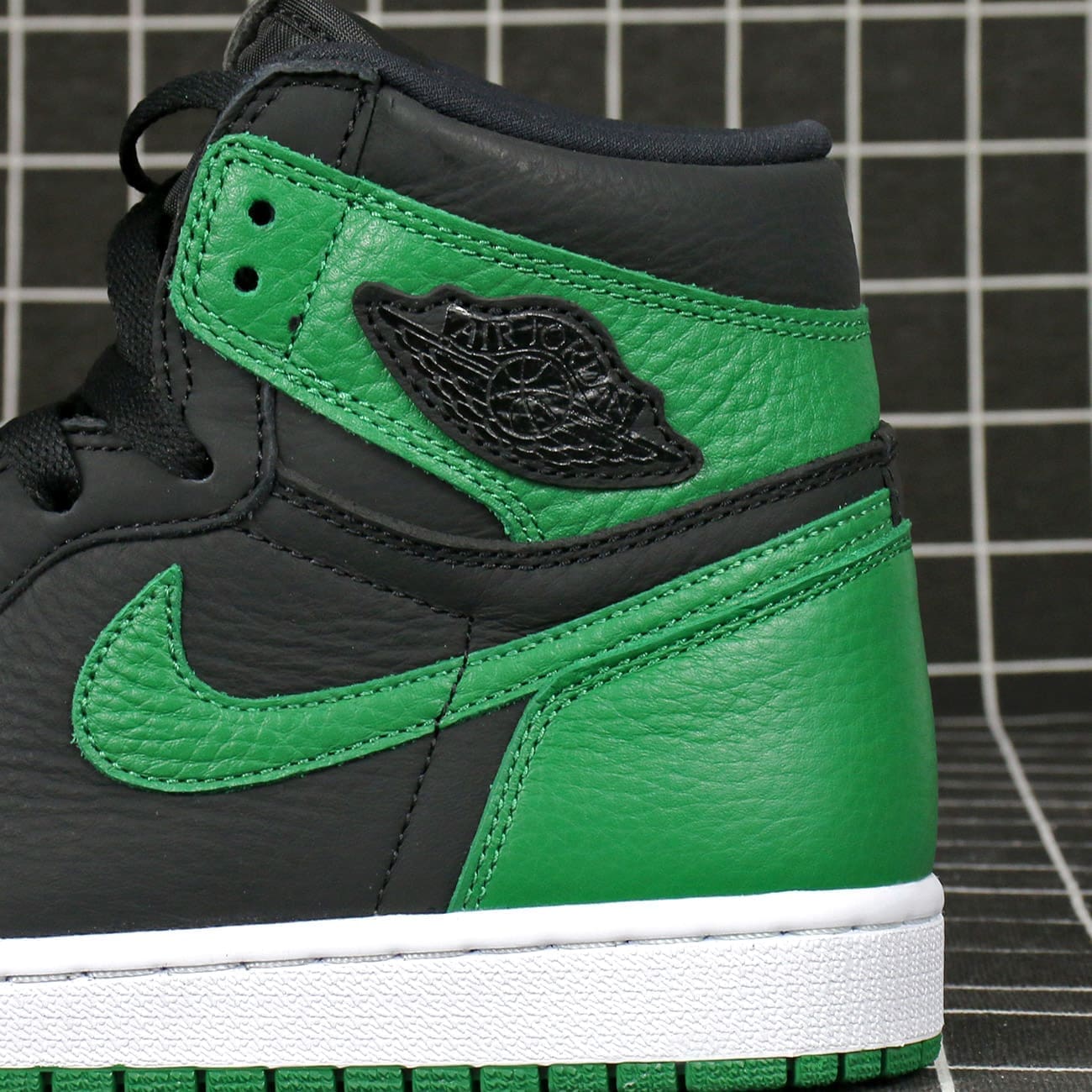 Jordan 1 Retro High Pine Green Black Replica