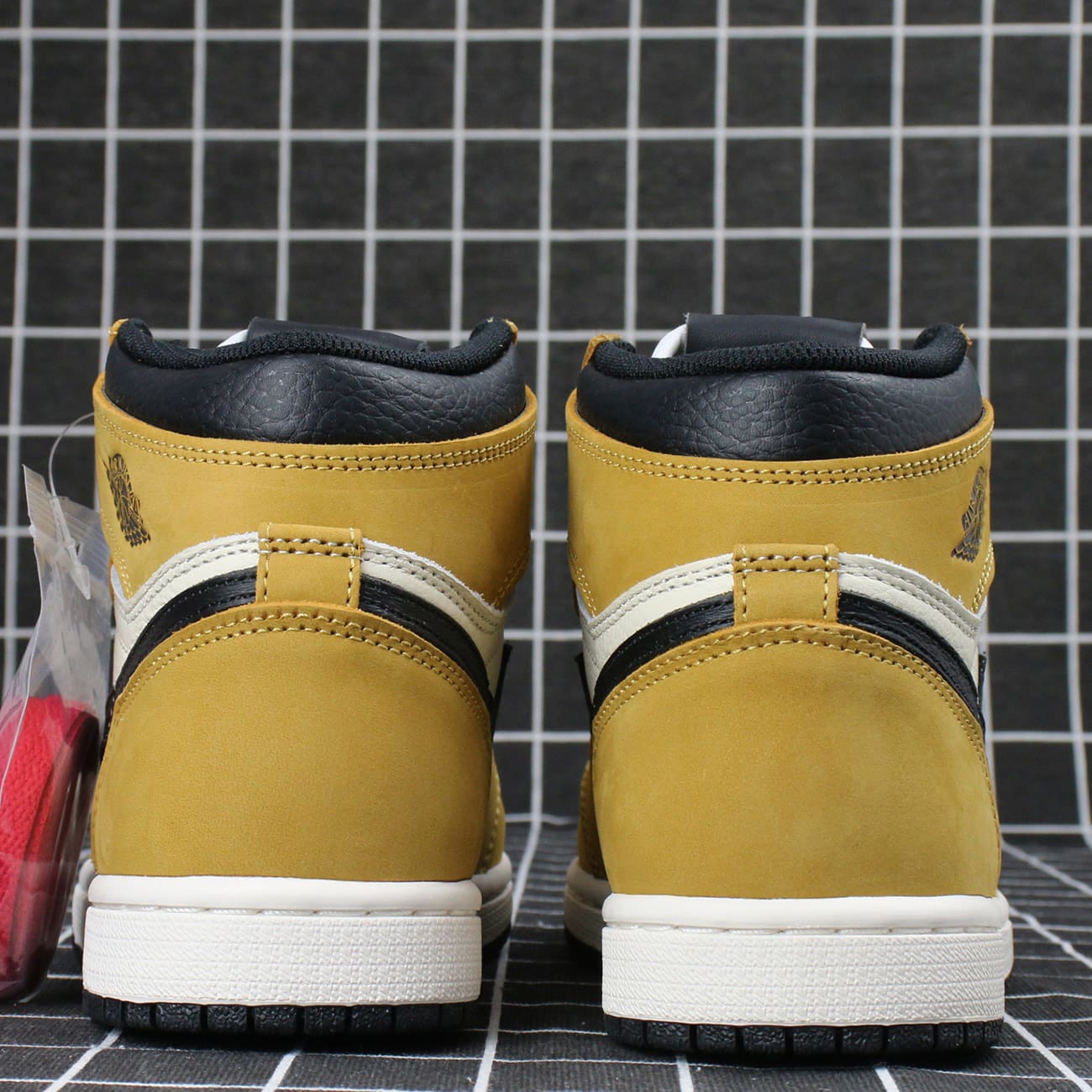 Air Jordan 1 Retro High OG Rookie of the Year Replica