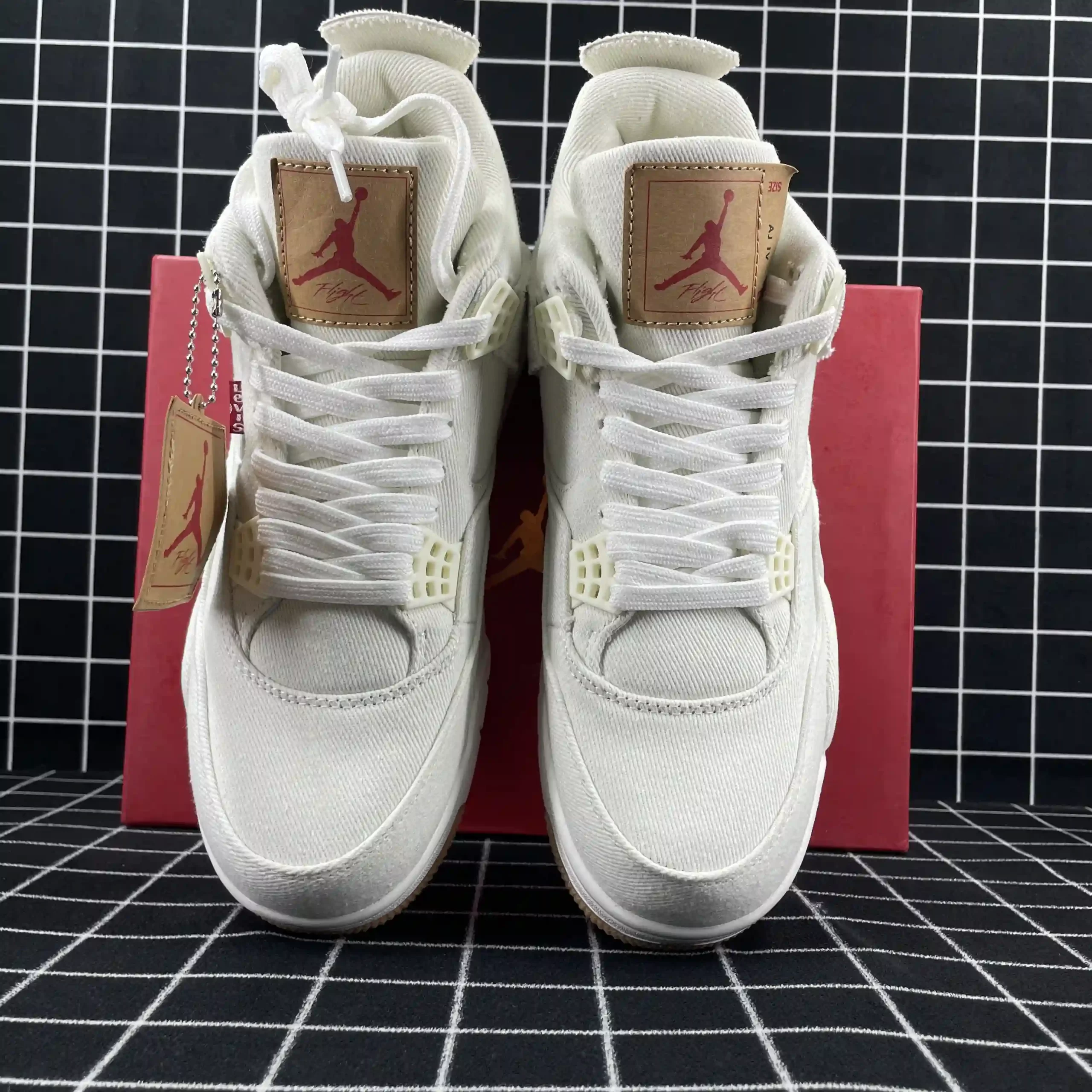 Jordan 4 Retro Levi’s White Replica