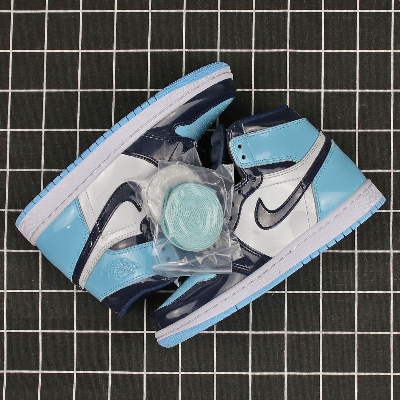Jordan 1 Retro High UNC Patent (W) Replica