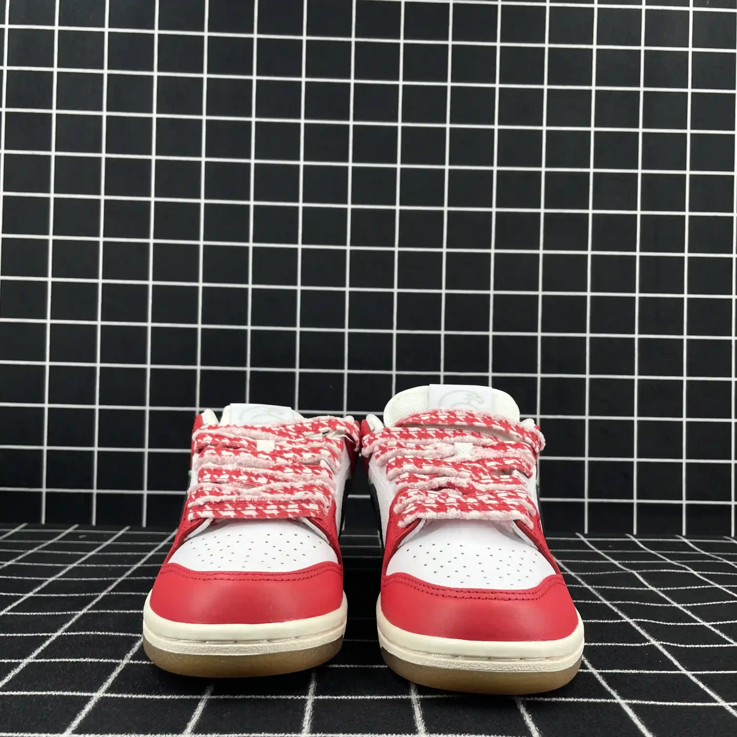 Nike SB Dunk Low Habibi Replica