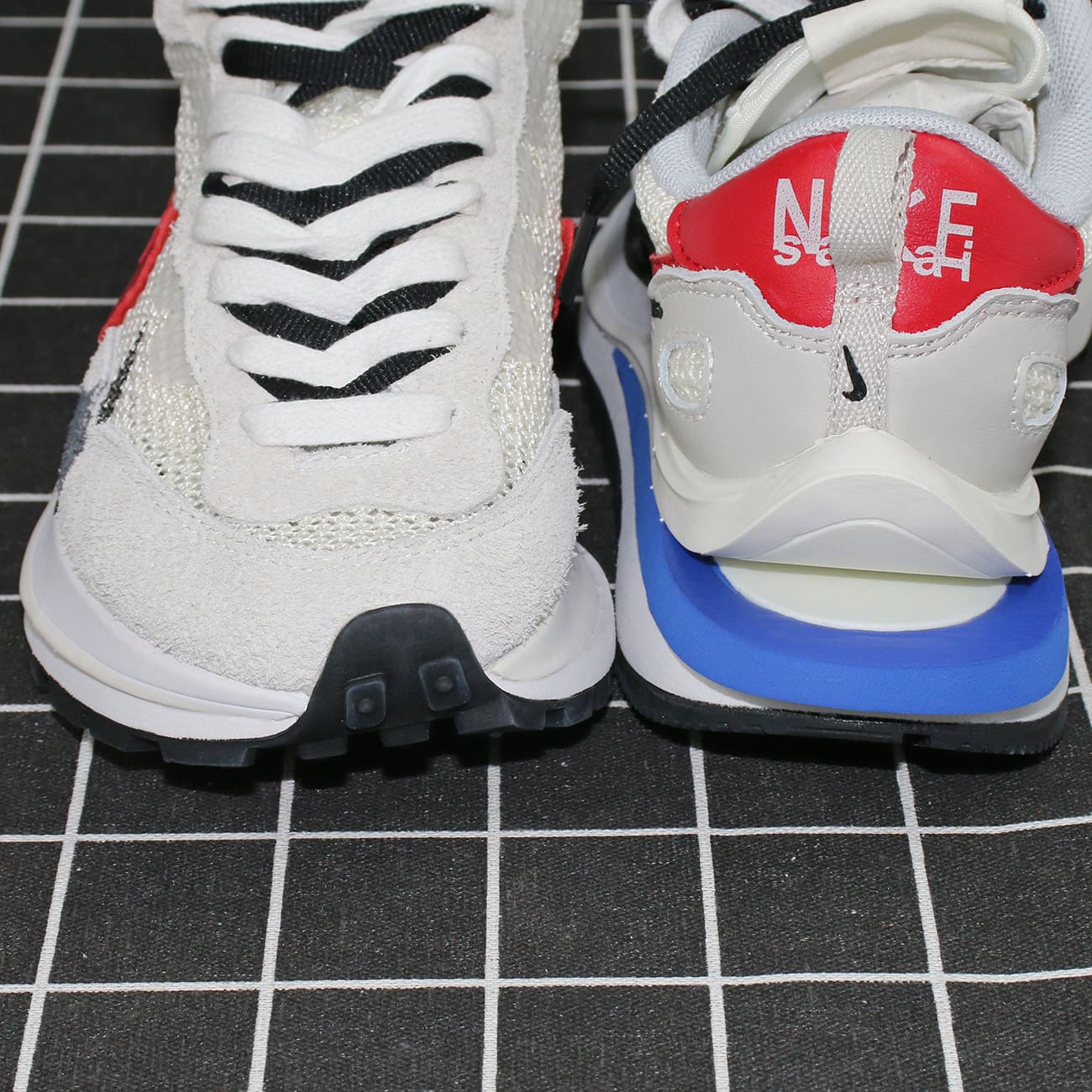 Nike VaporWaffle Sacai Sport Fuchsia Game Royal Replica