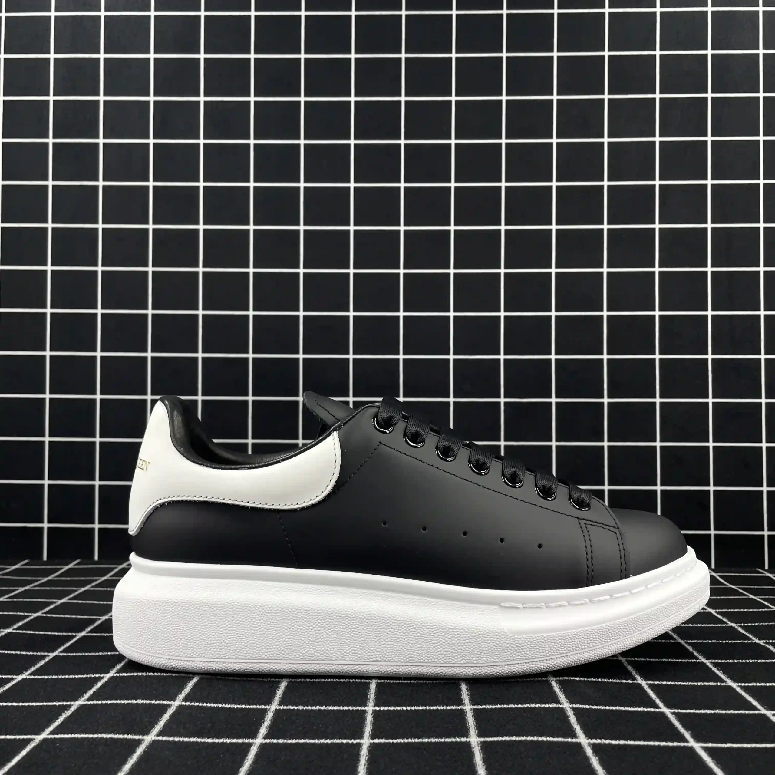 Alexander McQueen Oversized Sneaker Black Smooth Calf Leather with White Leather Heel Replica