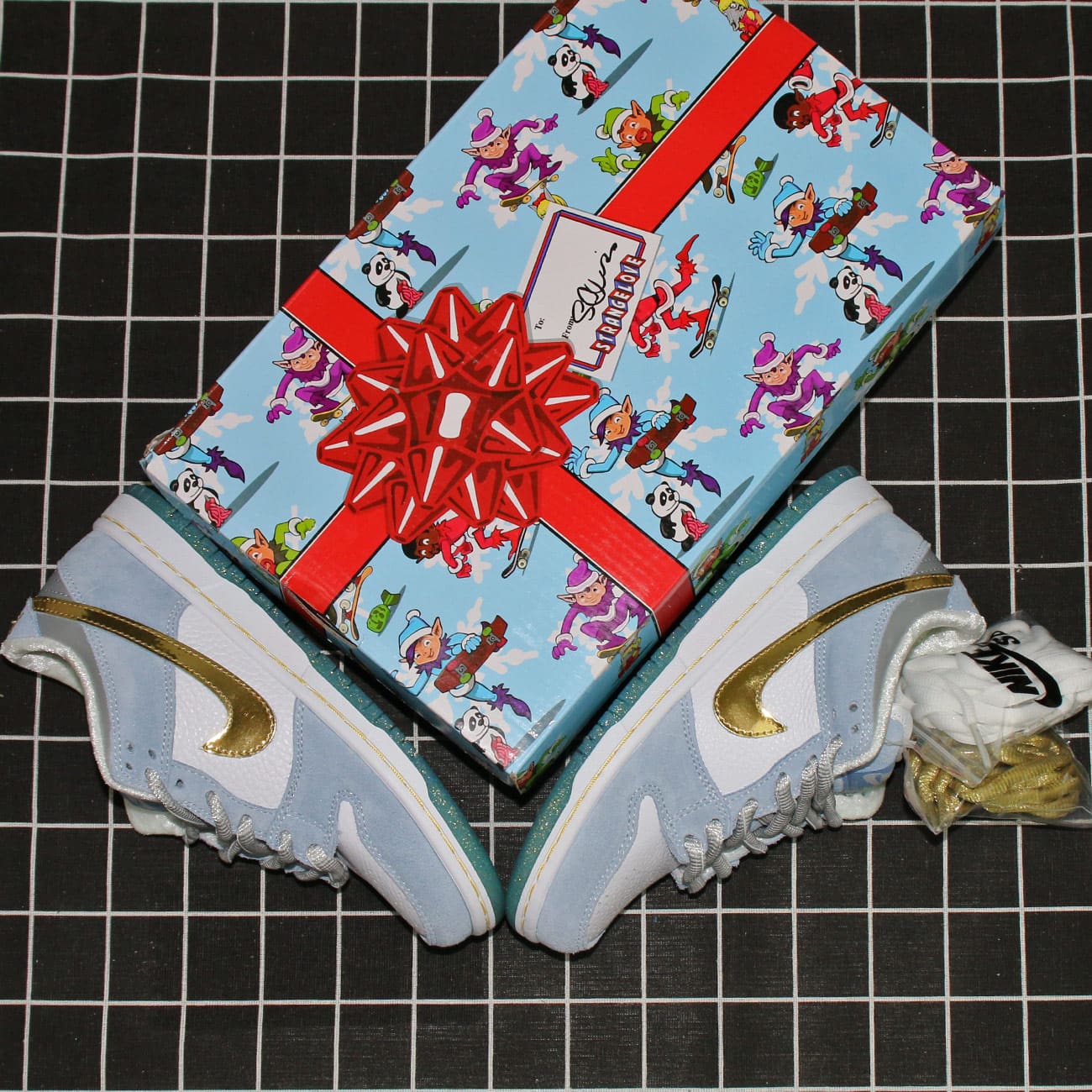 Nike SB Dunk Low Sean Cliver Replica