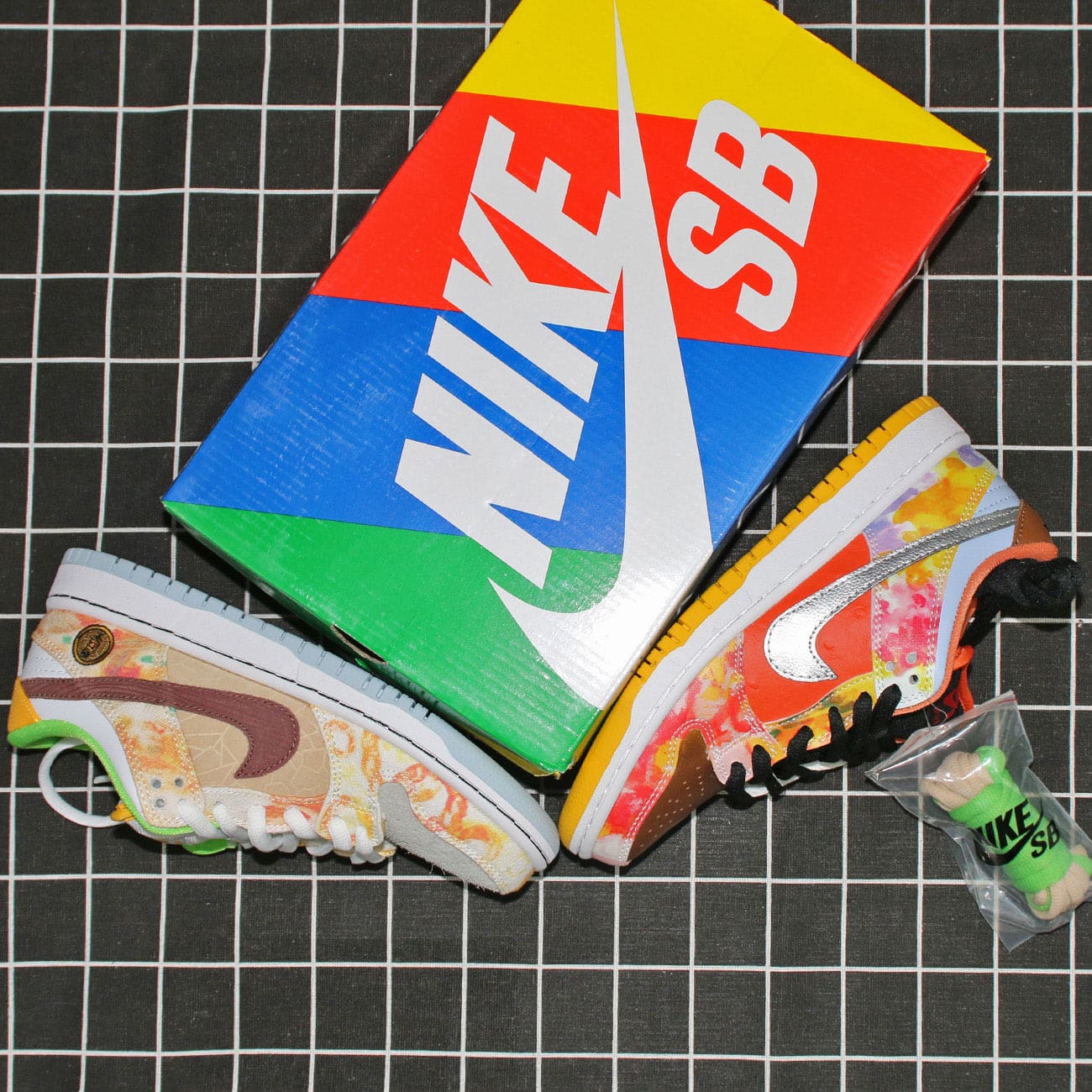 Nike SB Dunk Low Street Hawker (2021) Replica