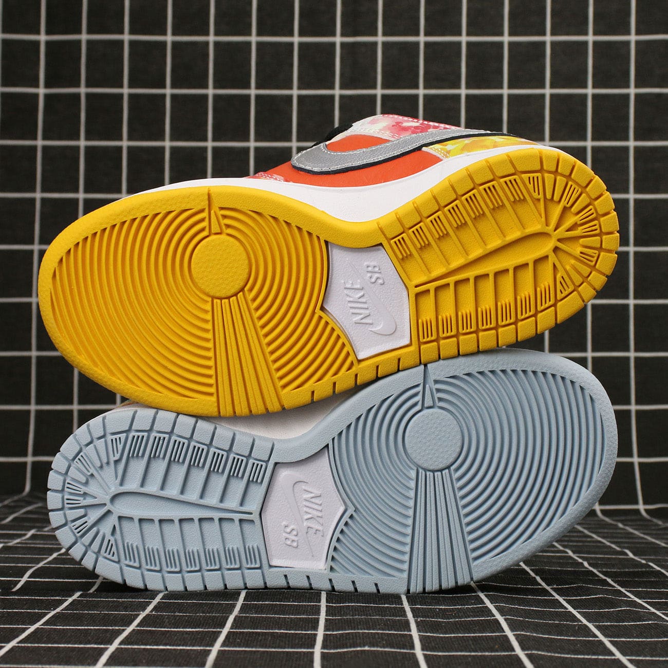 Nike SB Dunk Low Street Hawker (2021) Replica