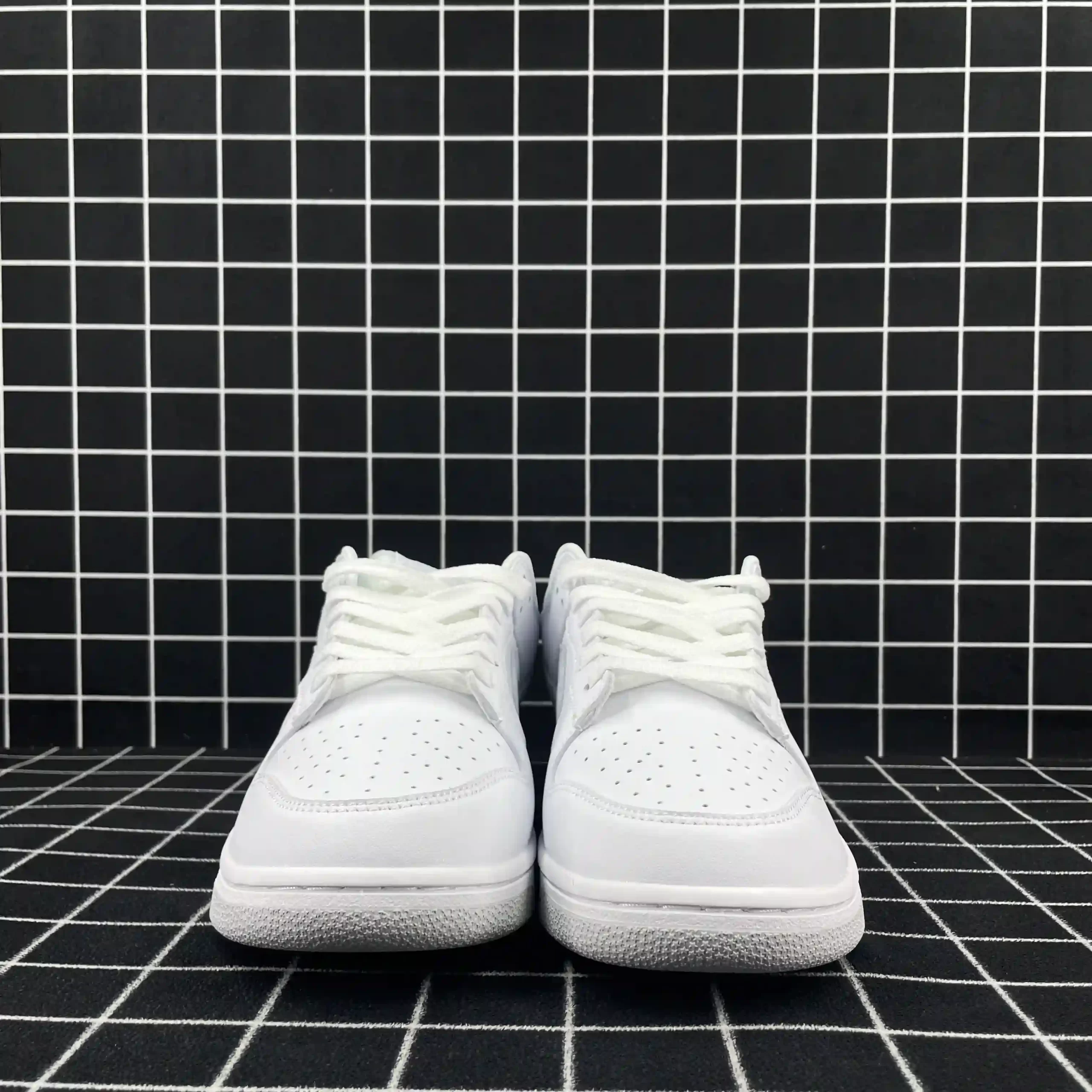 Nike Dunk Low Retro White Pure Platinum Replica