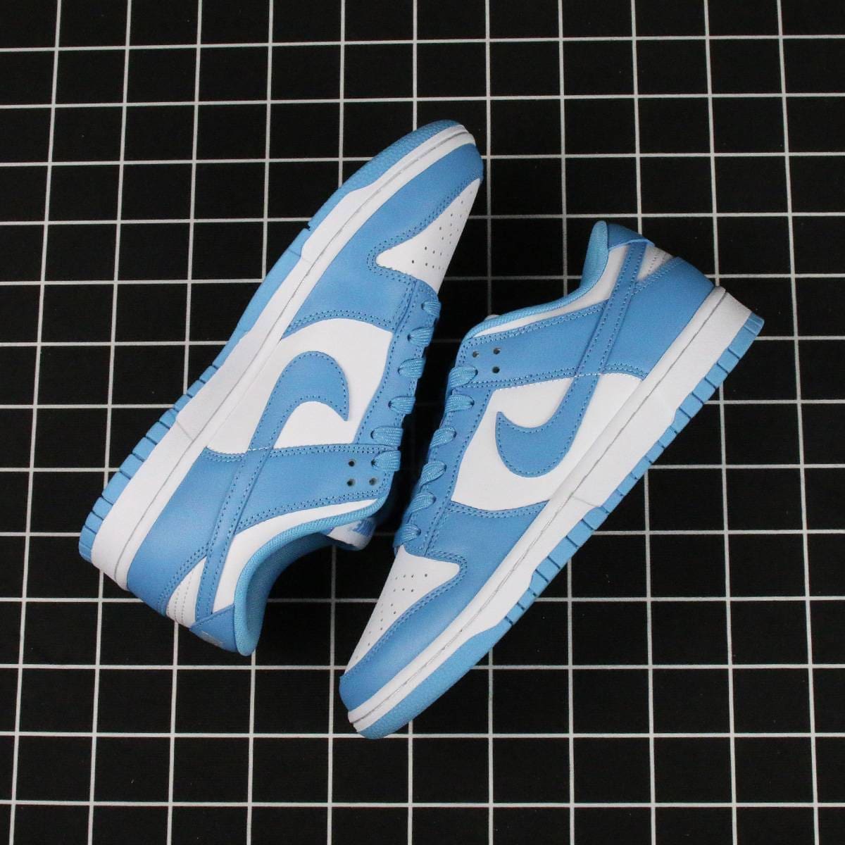 Dunk Low University Blue Replica