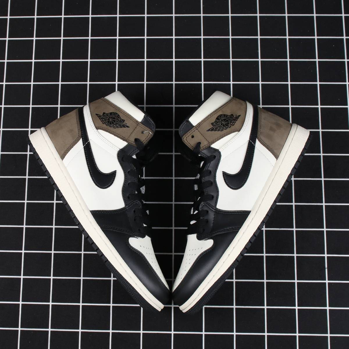 Air Jordan 1 Retro High OG Dark Mocha Replica