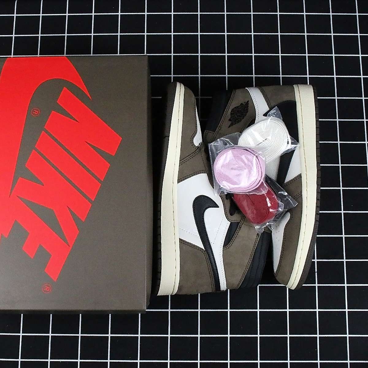 Jordan 1 Retro High Travis Scott Replica