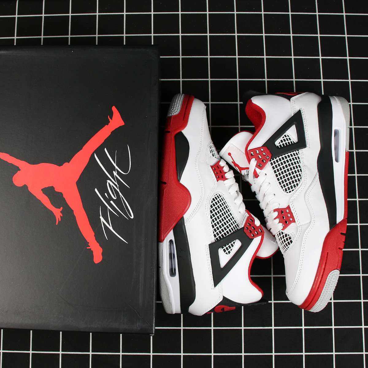 Jordan 4 Retro Fire Red (2020) Replica