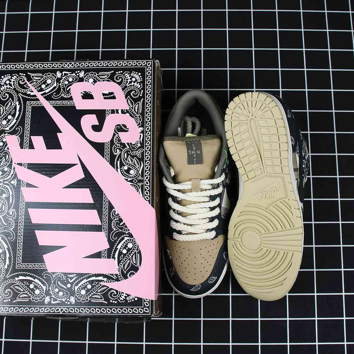 Nike SB Dunk Low Travis Scott Replica