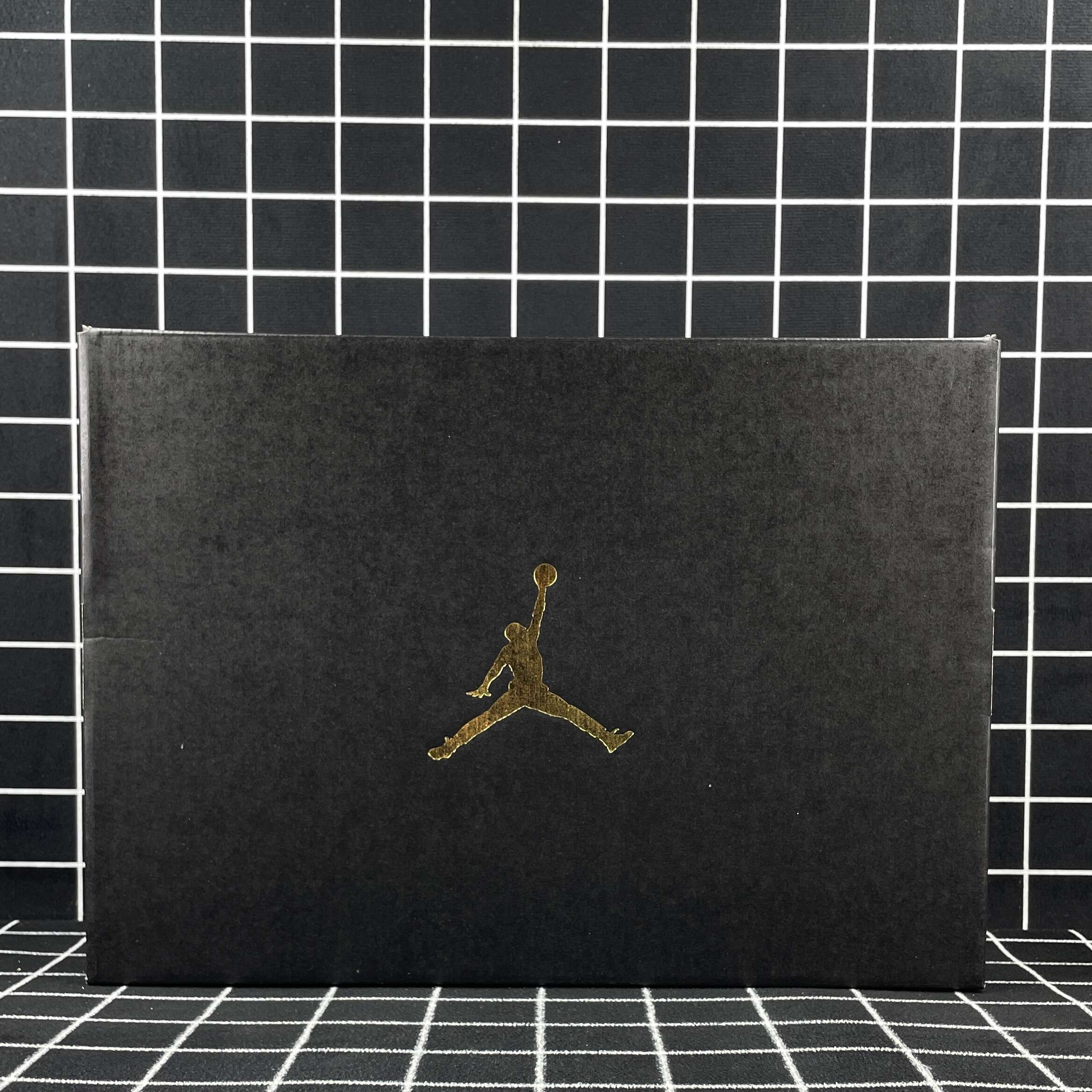 Air Jordan 11 Retro Low Cool Grey Replica