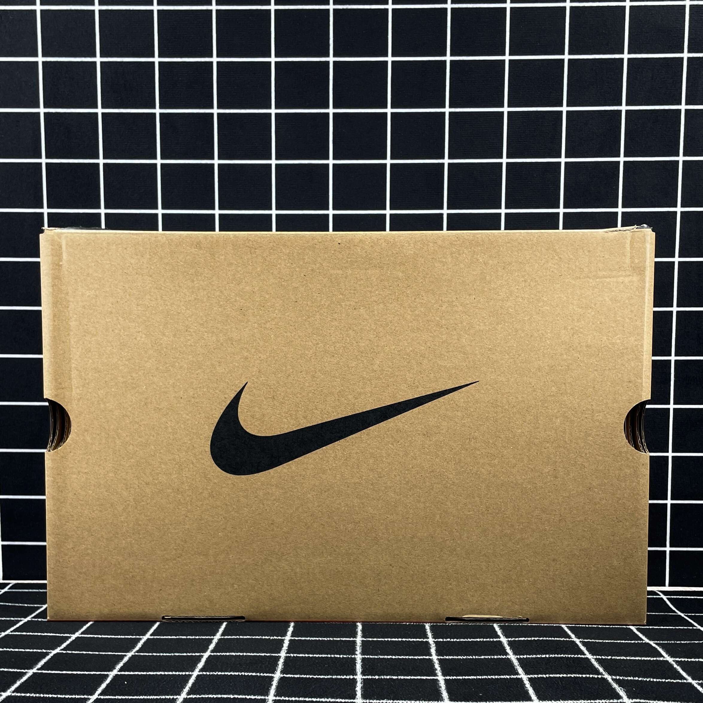 Air Jordan 11 Retro Playoffs Bred Replica