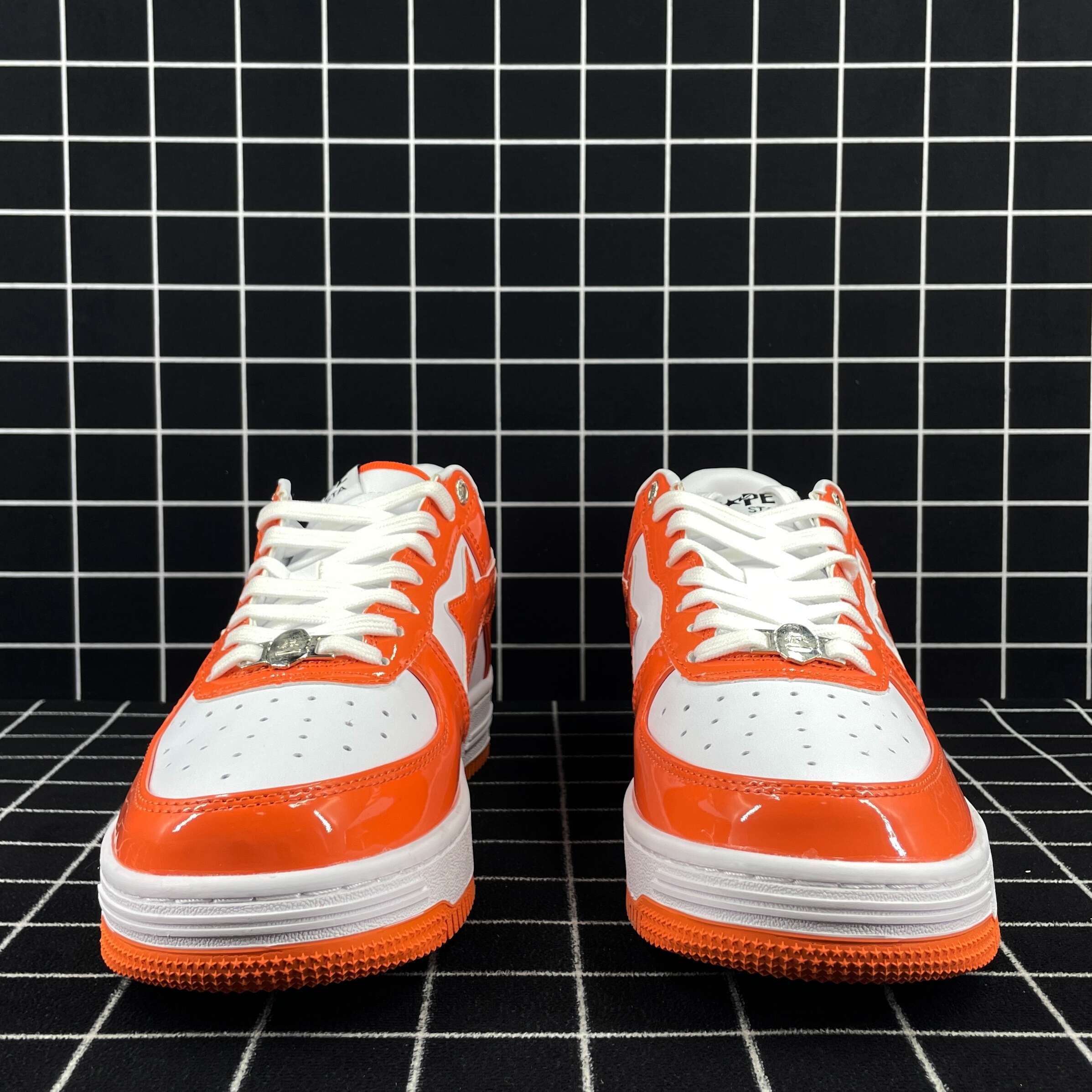 Bapesta Orange Replica