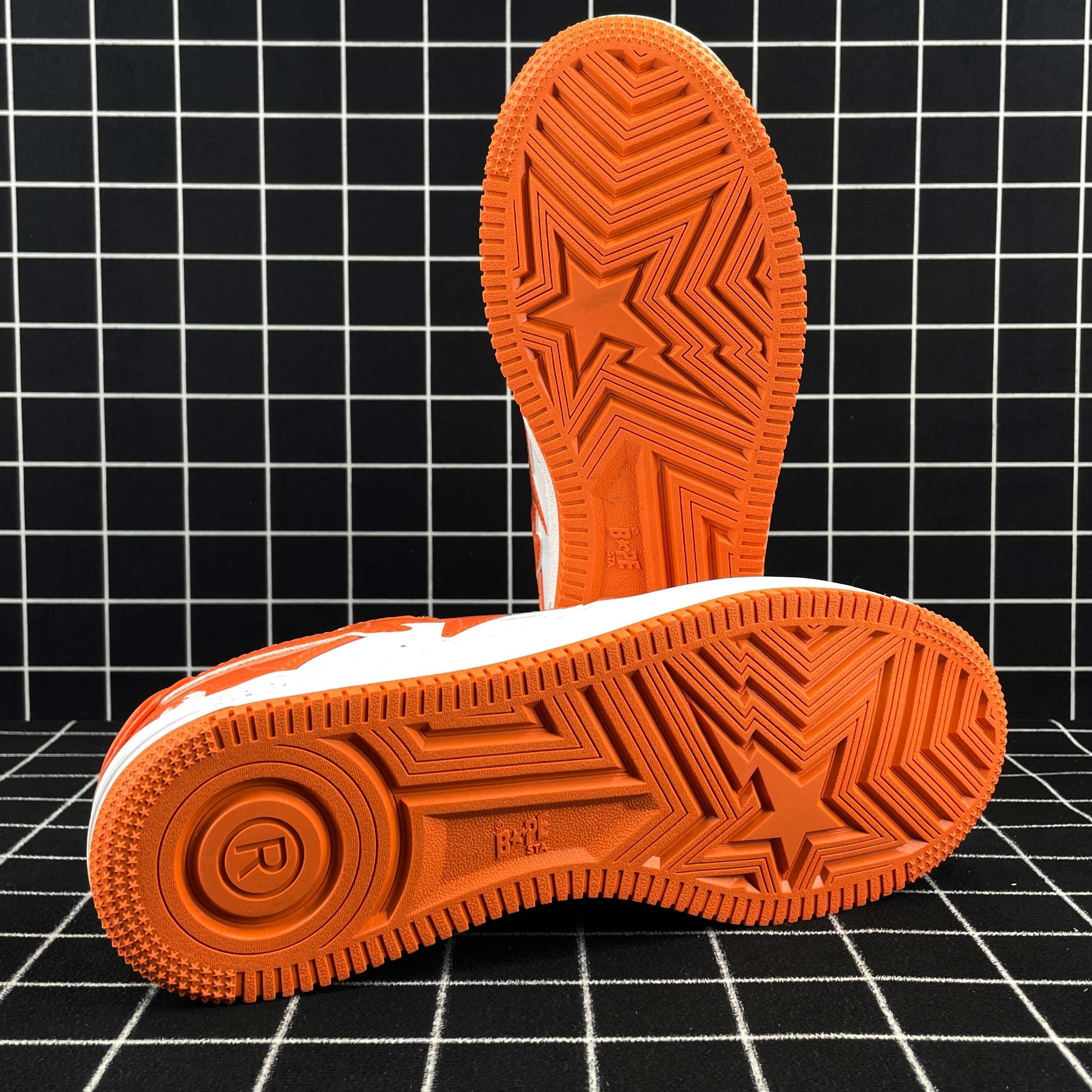 Bapesta Orange Replica