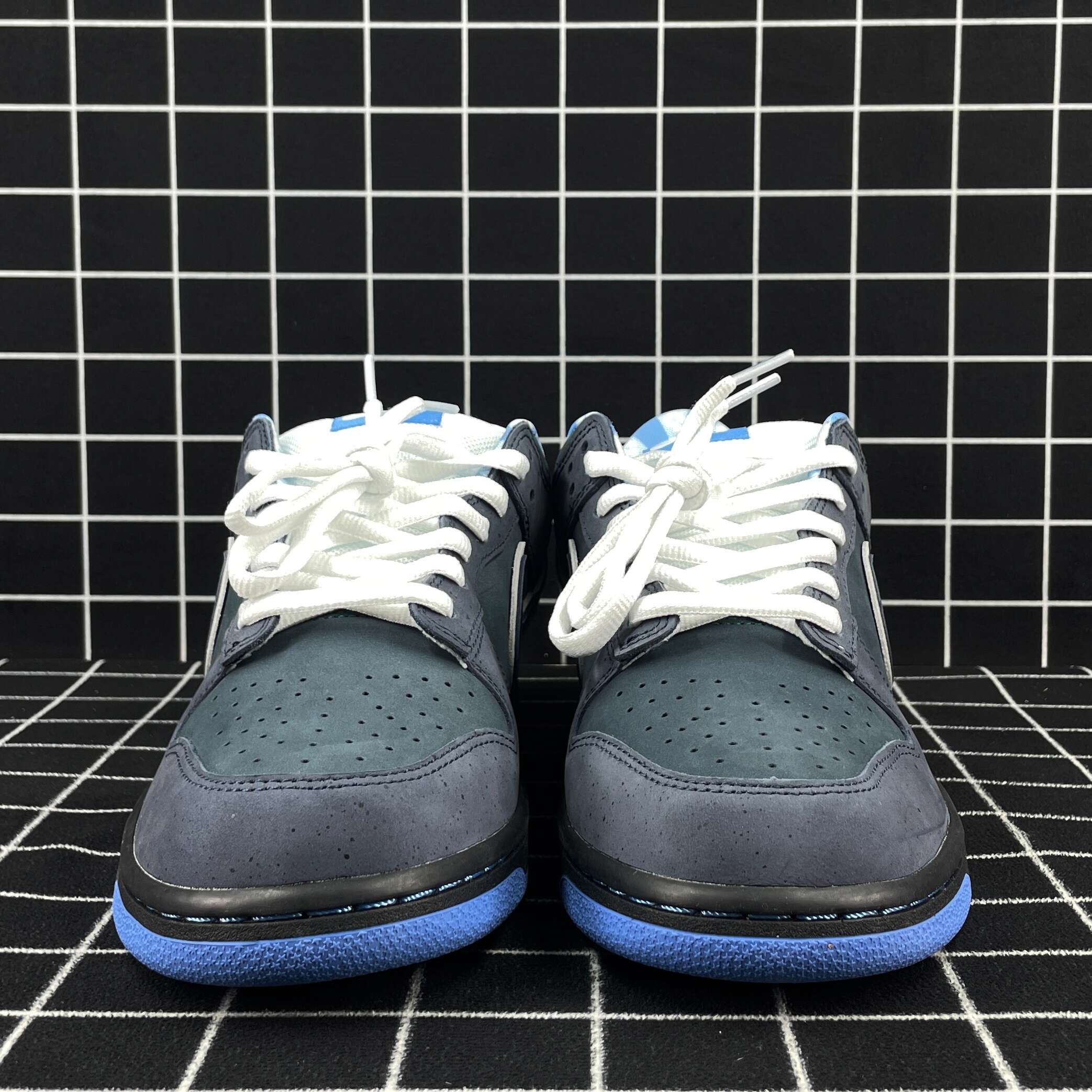 Nike SB Dunk Low Concepts Blue Lobster Replica