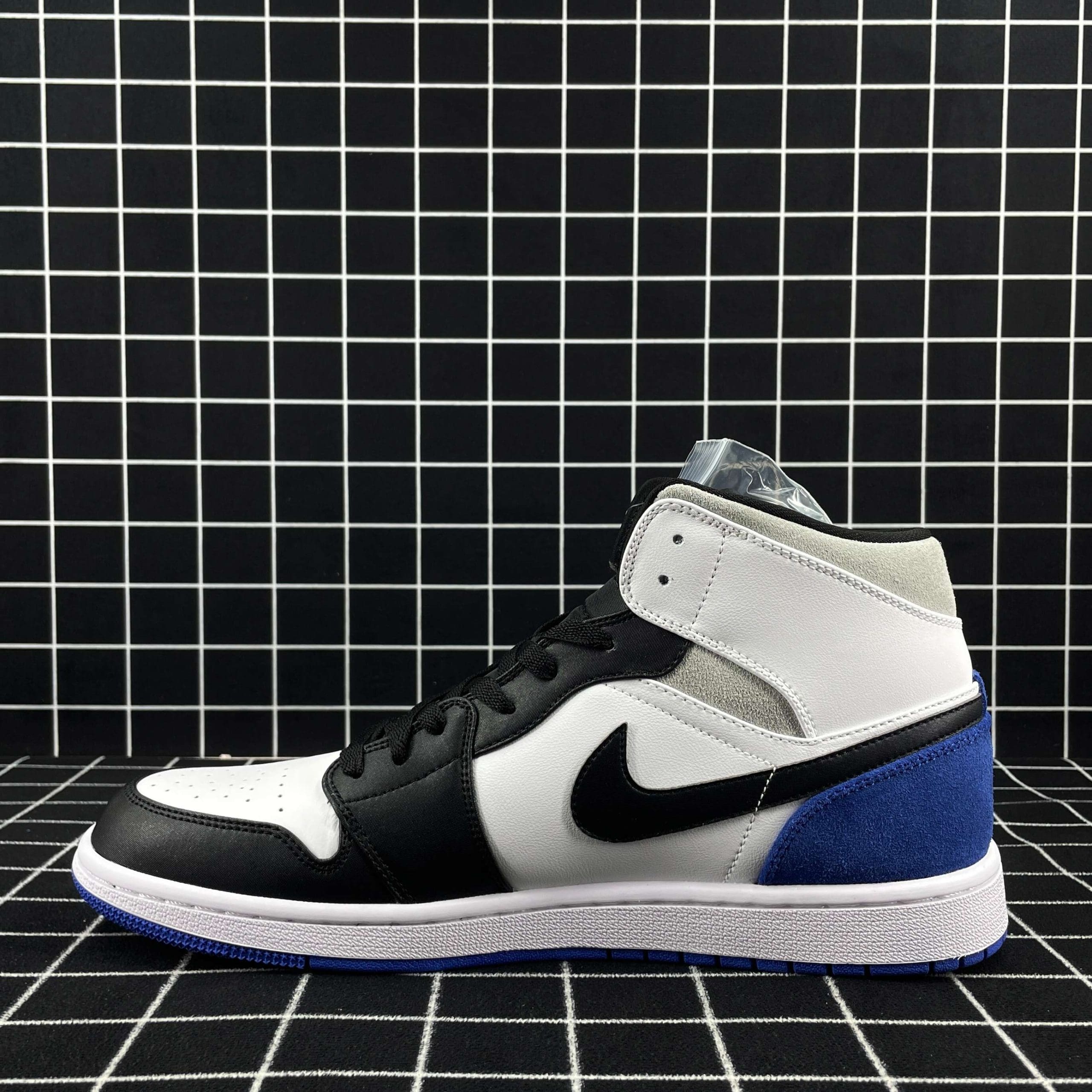 Jordan 1 Mid SE Royal Black Toe Replica