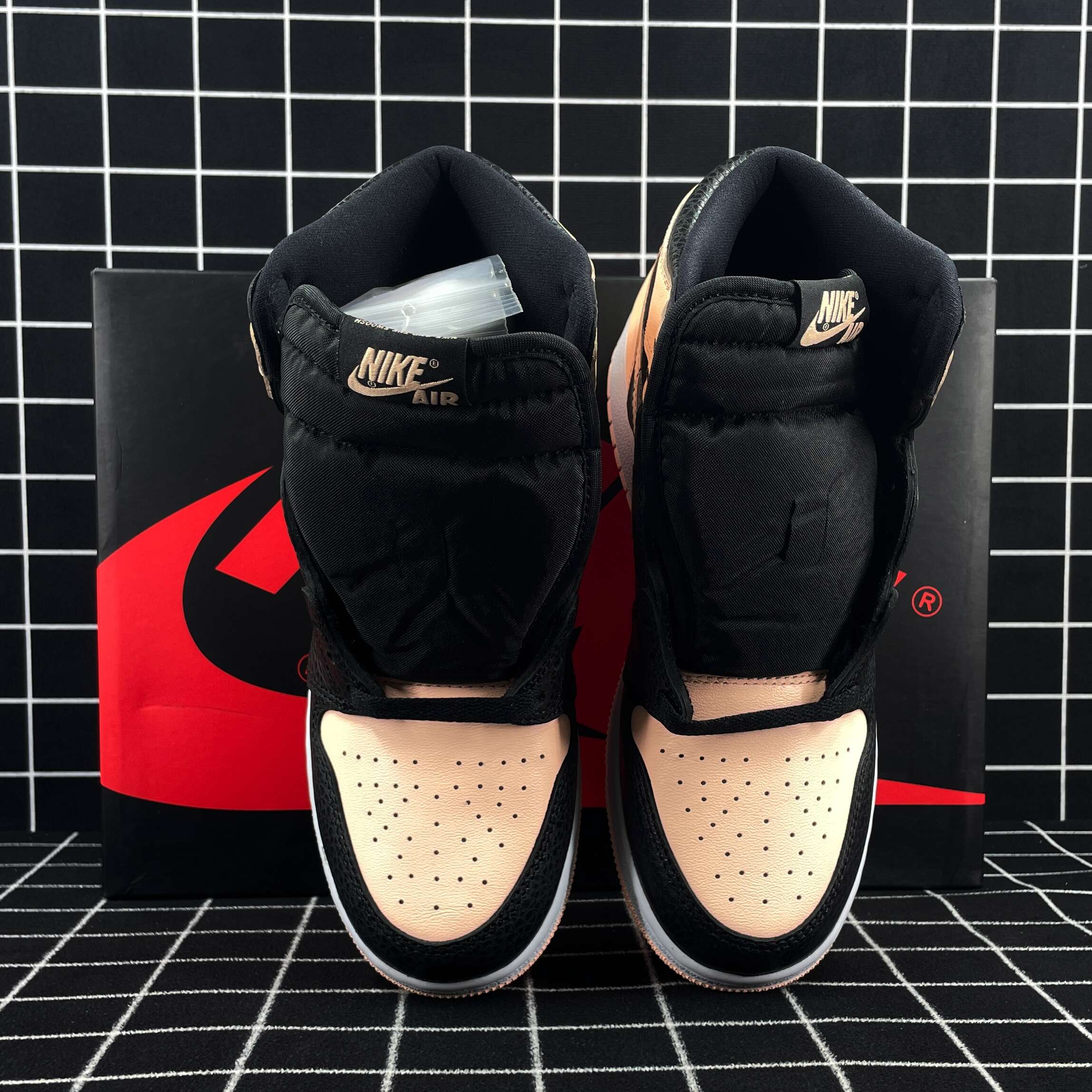Jordan 1 Retro High Black Crimson Tint Replica
