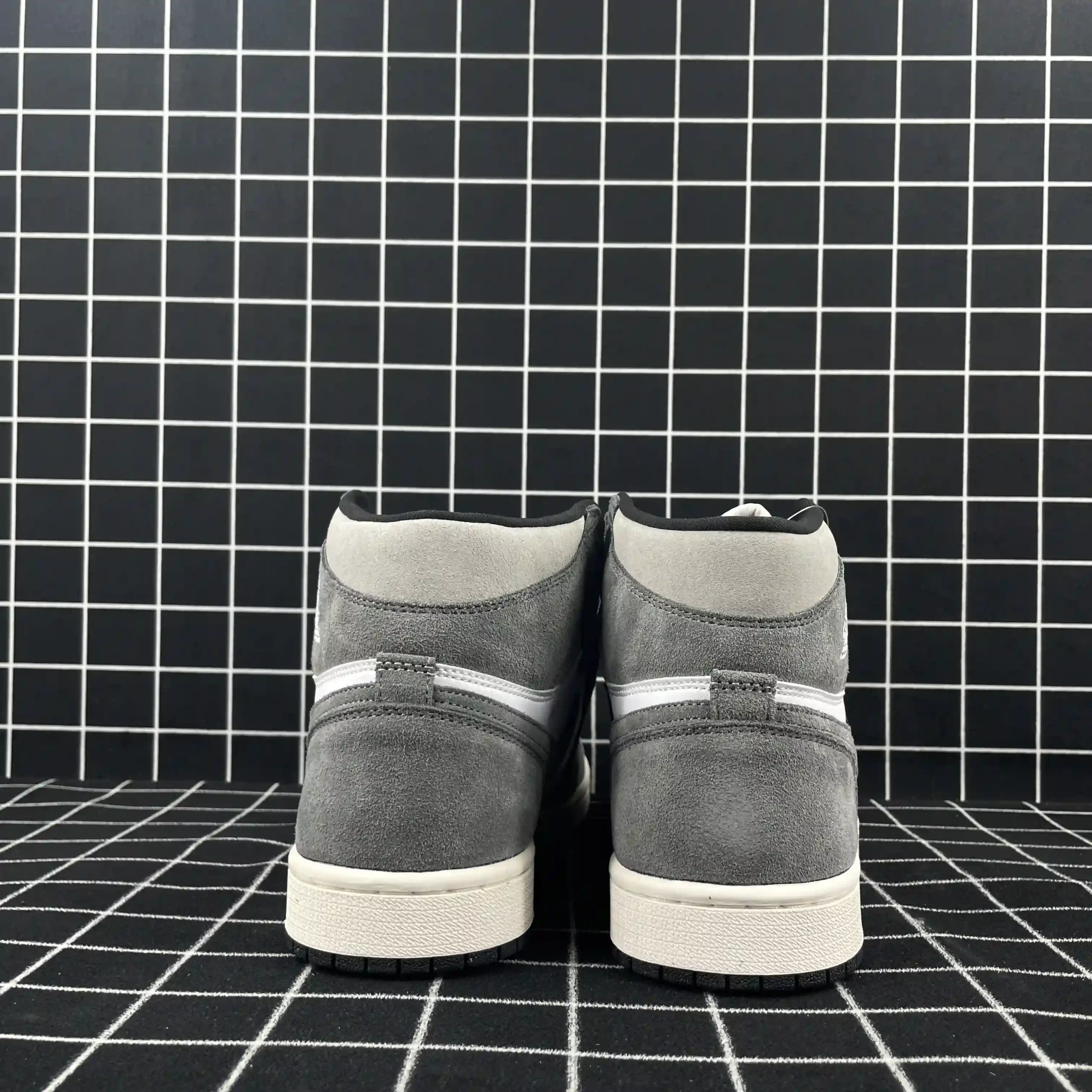 Jordan 1 Retro High OG Washed Black Replica