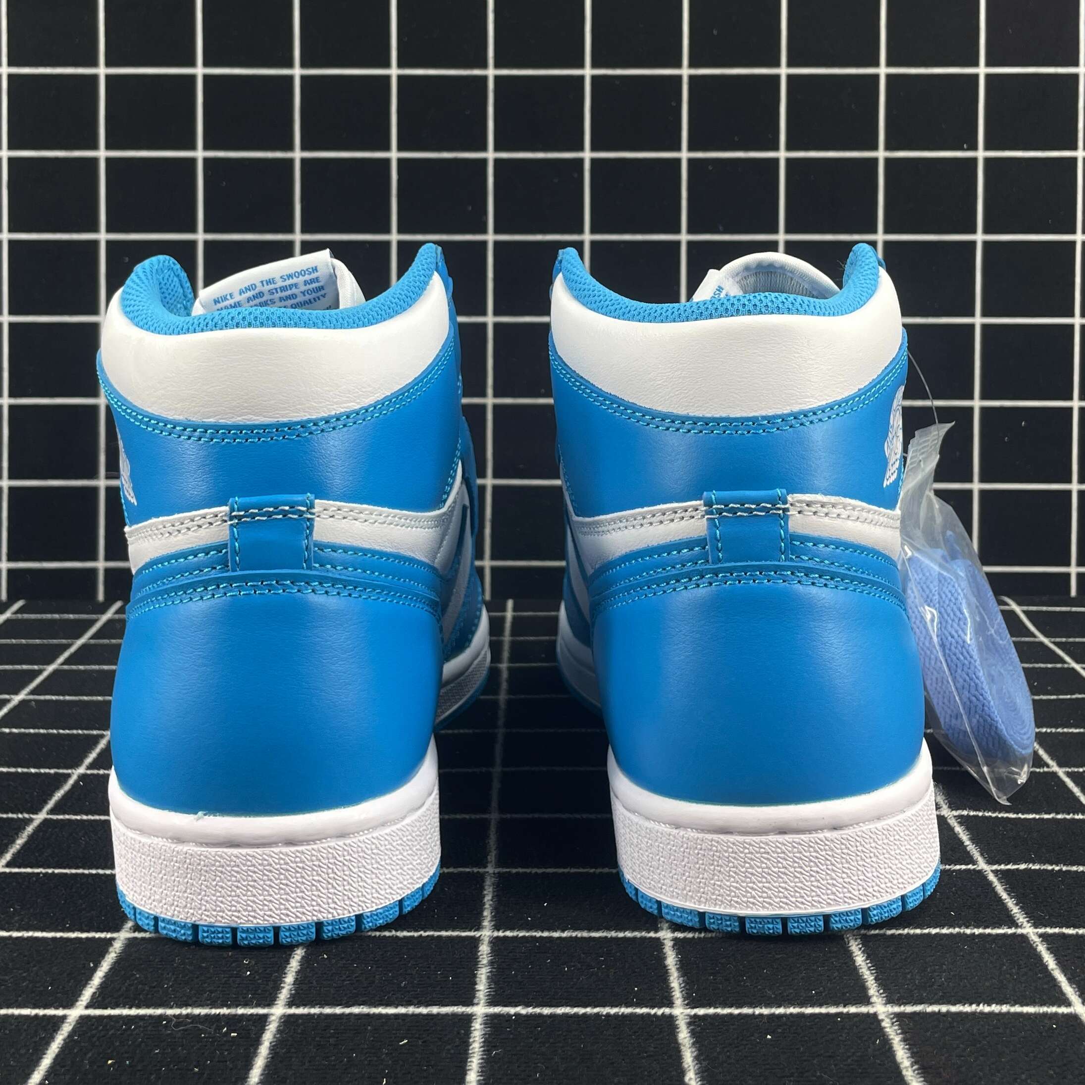 Jordan 1 Retro UNC Replica
