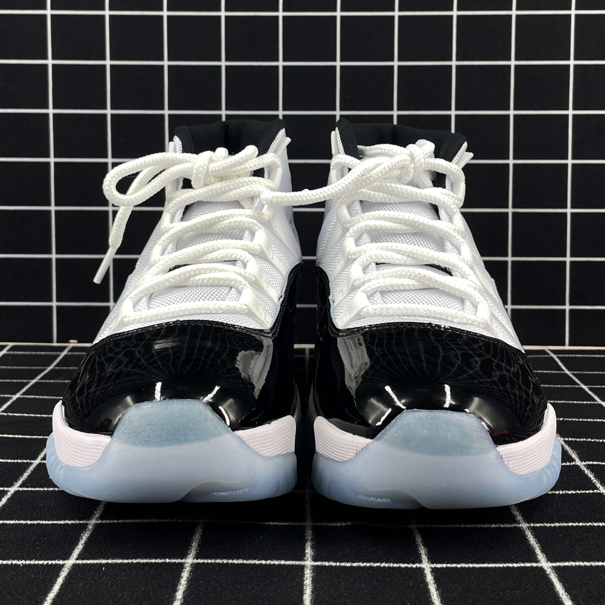 Jordan 11 Retro Concord Replica