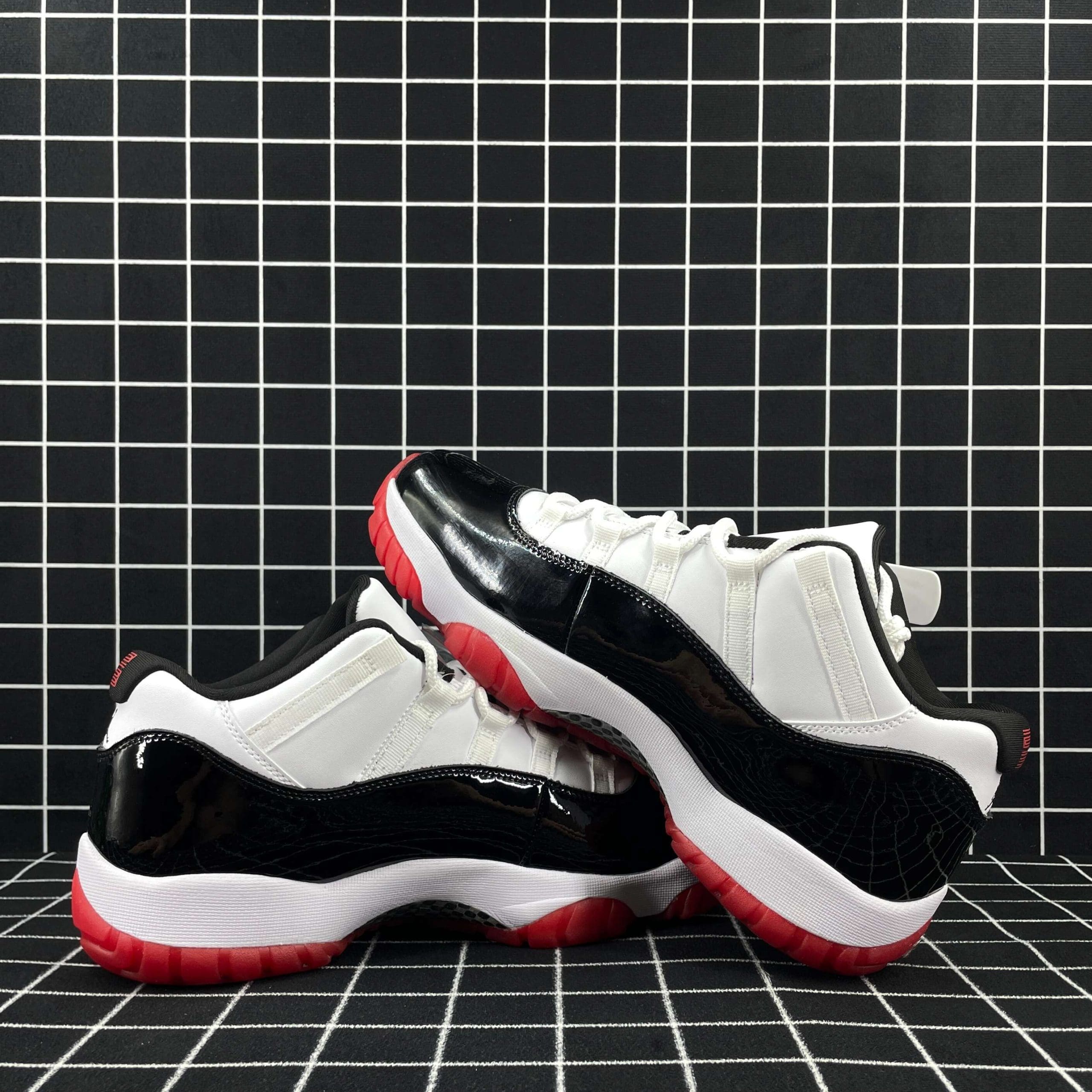 Jordan 11 Retro Low Concord Bred Replica