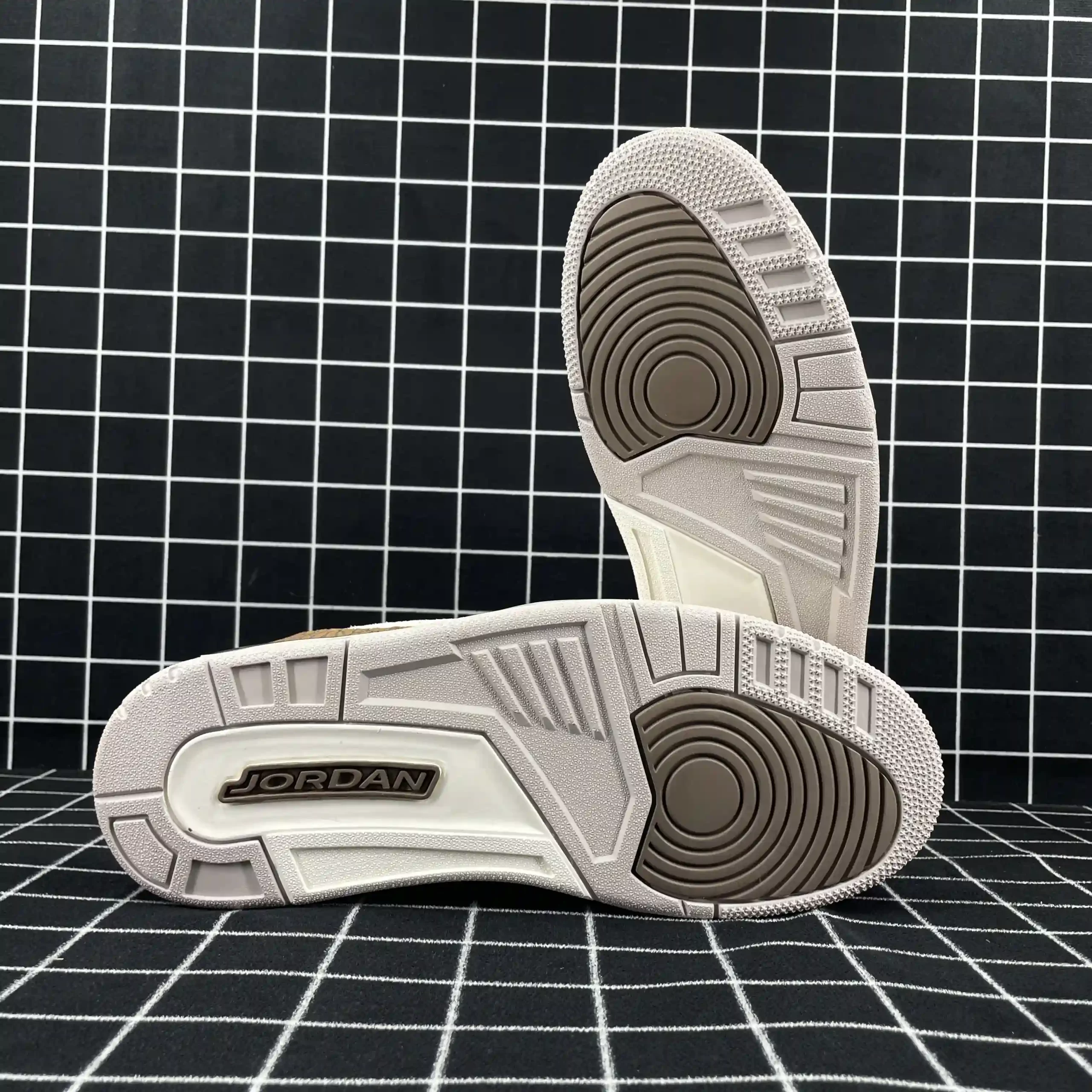 Jordan 3 Retro Palomino