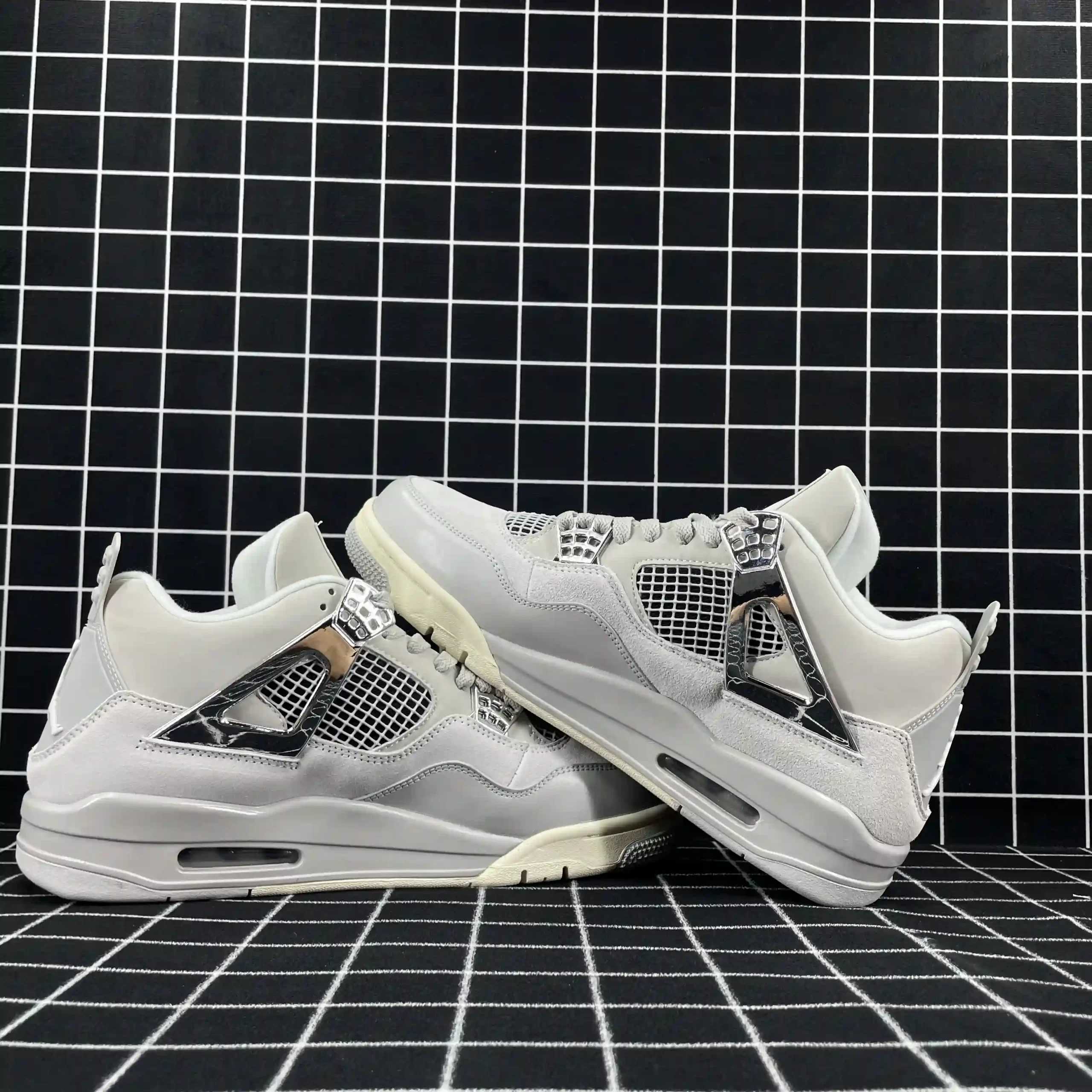 Jordan 4 Retro Frozen Moments Replica