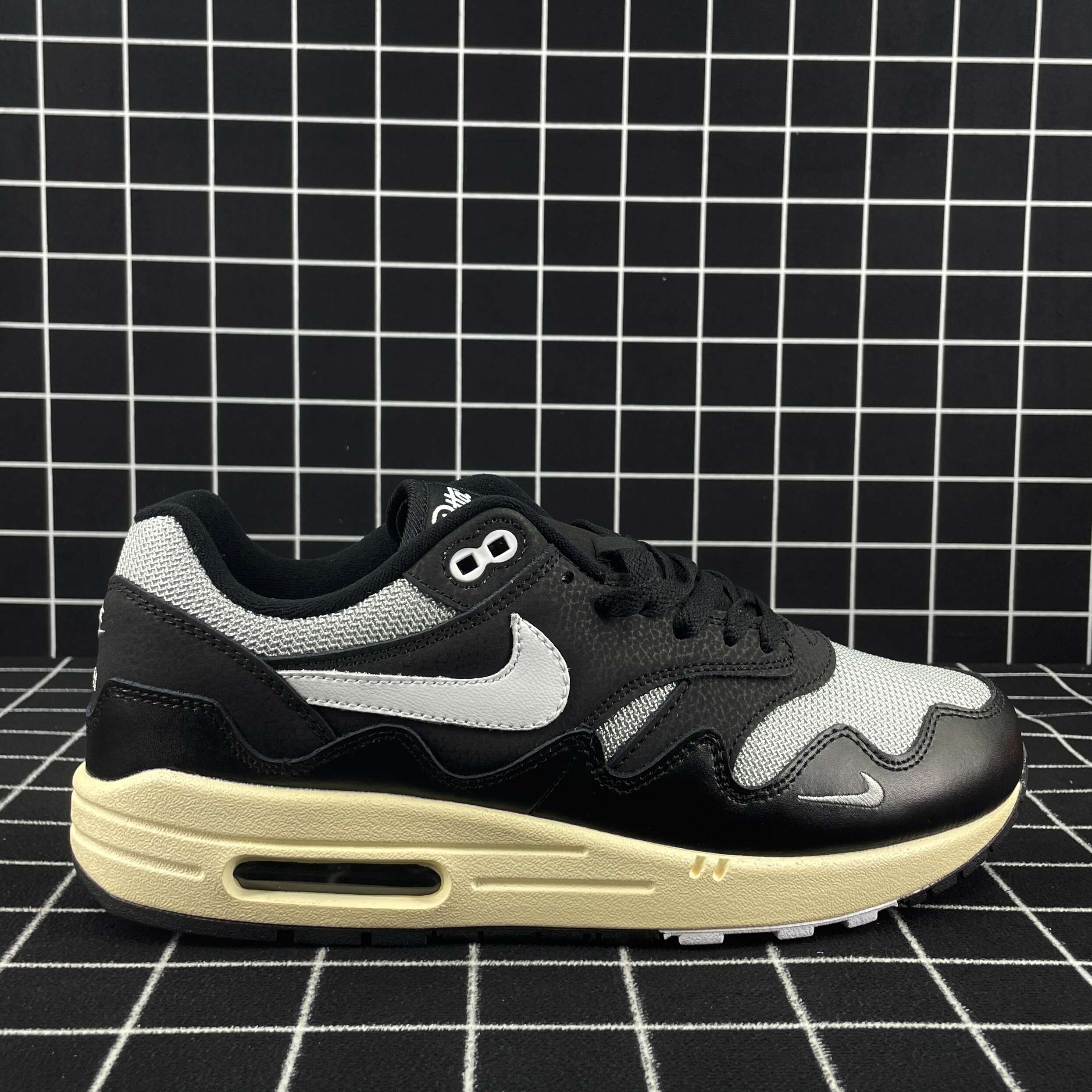 Nike Air Max 1 Patta Waves Black (without Bracelet) Replica