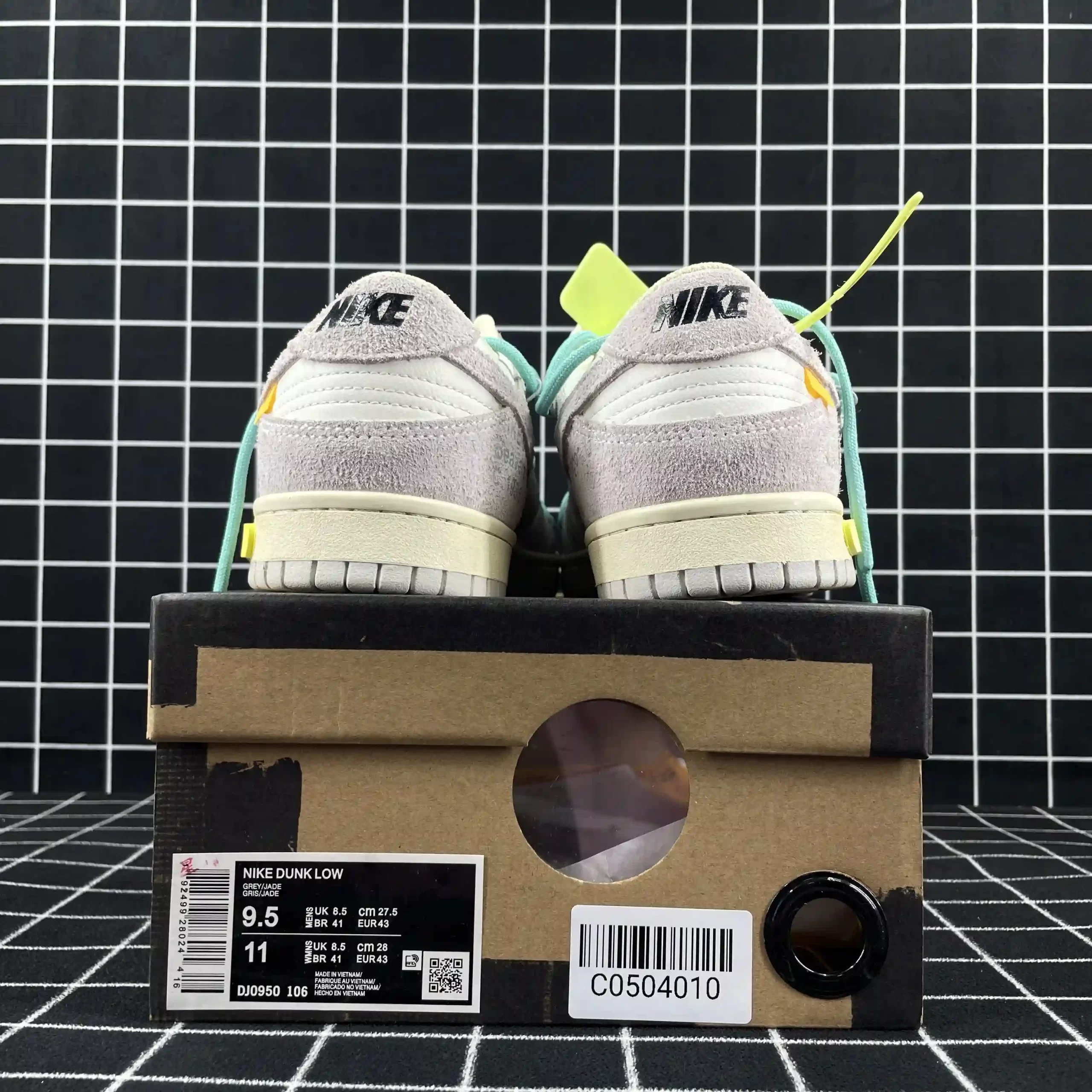 Nike Dunk Low Lot 14 of 50 Replica