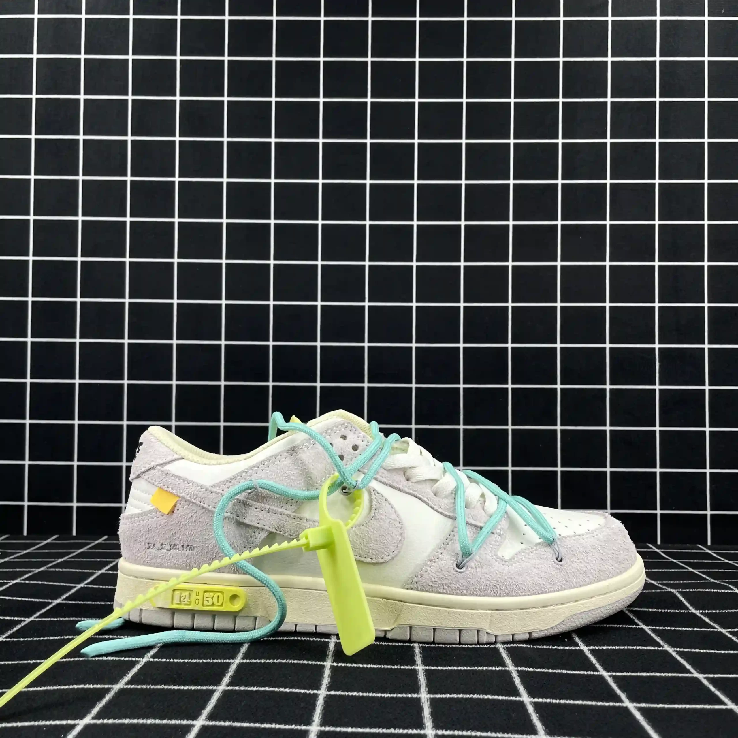 Nike Dunk Low Lot 14 of 50 Replica