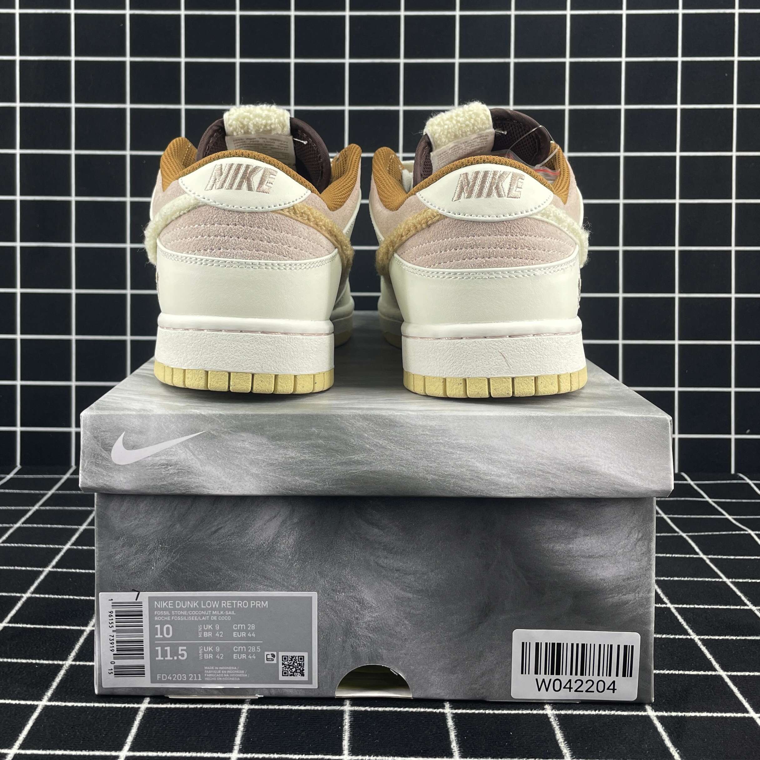 Nike Dunk Low Retro PRM Year of the Rabbit Fossil Stone (2023)
