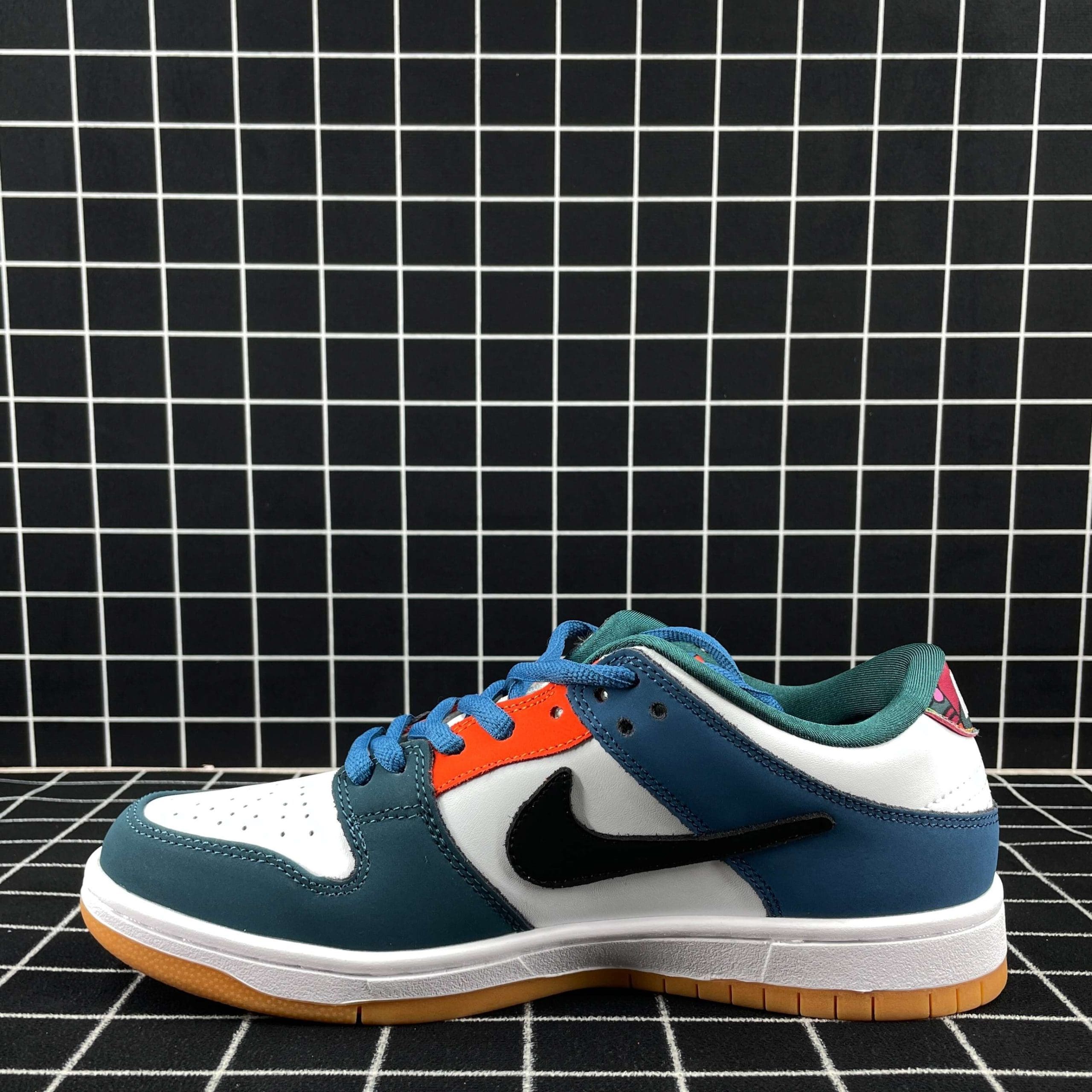 Nike Dunk SB Low Pro QS Parra (Friends & Family) (2021) Replica