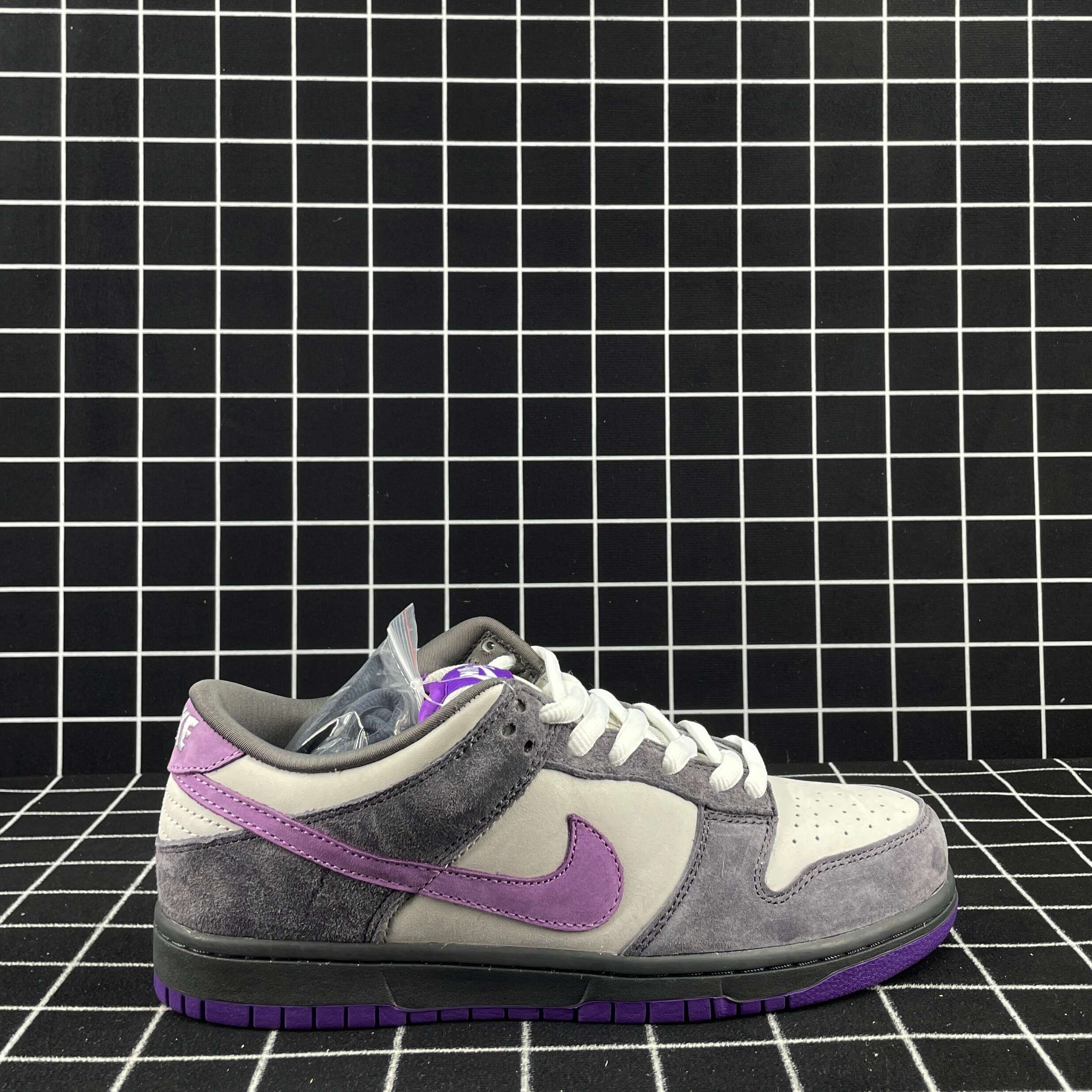 Nike Dunk SB Low Purple Pigeon Replica