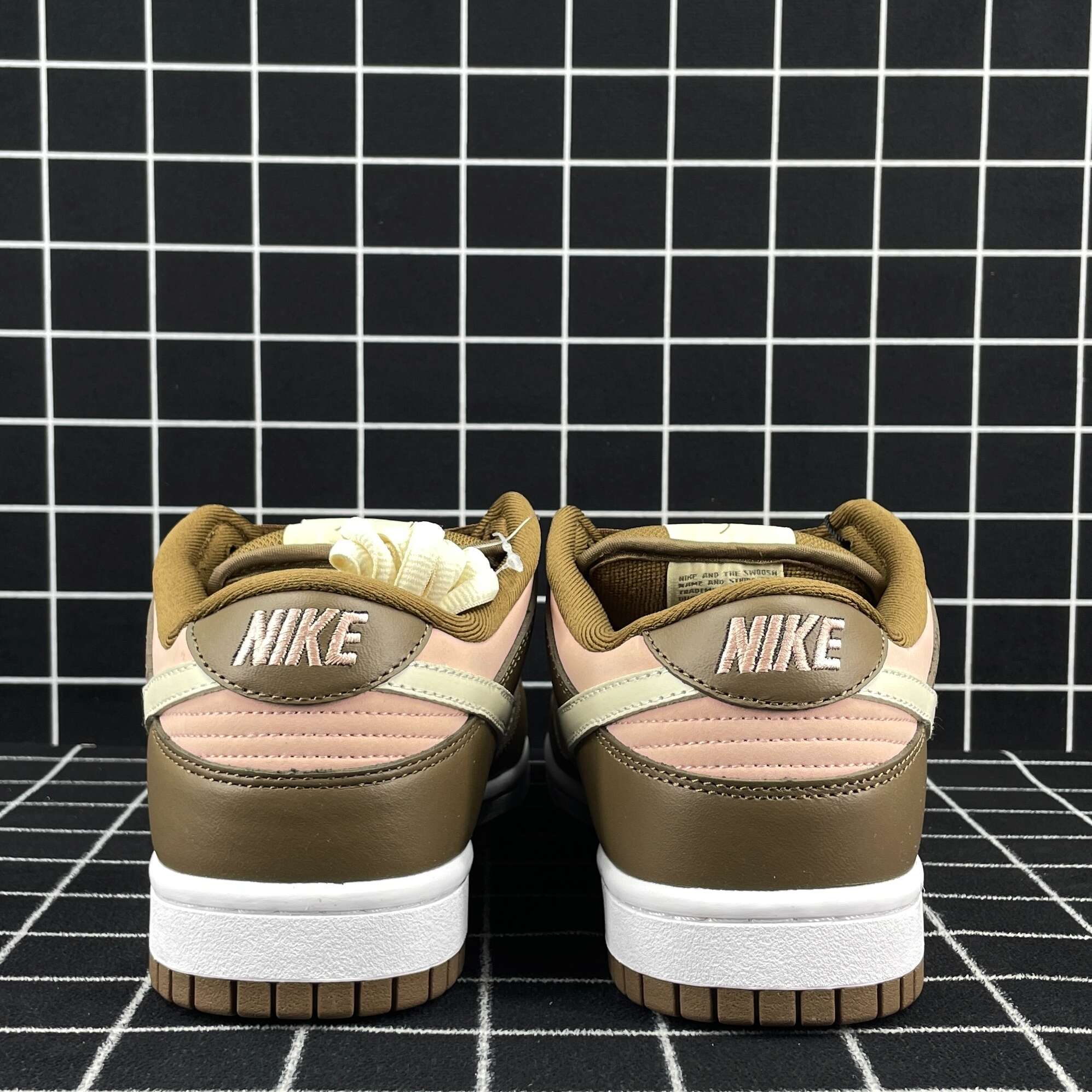 Nike Dunk SB Low Stussy Cherry Replica