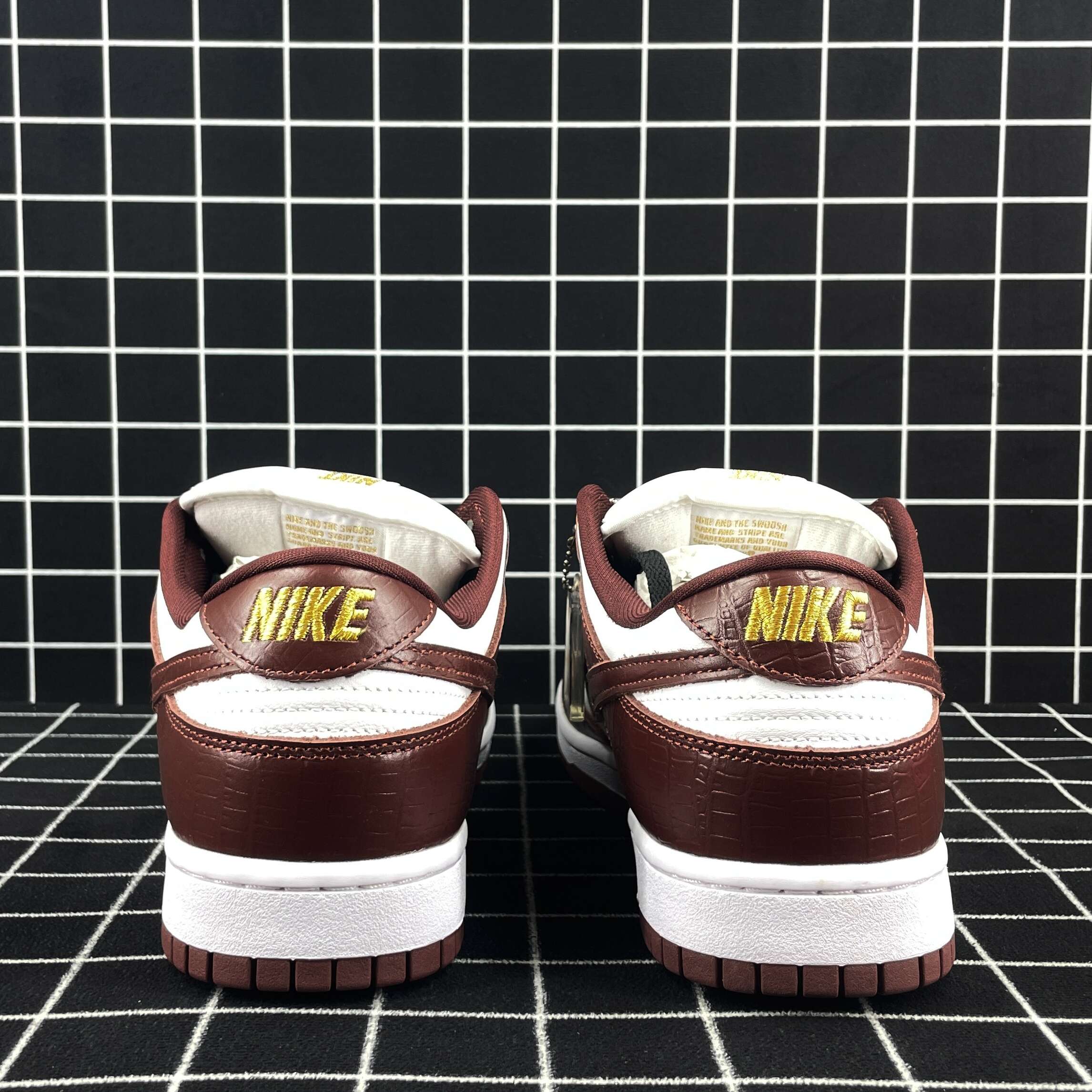 S*pre x dunk low og sb qs barkroot brown replica