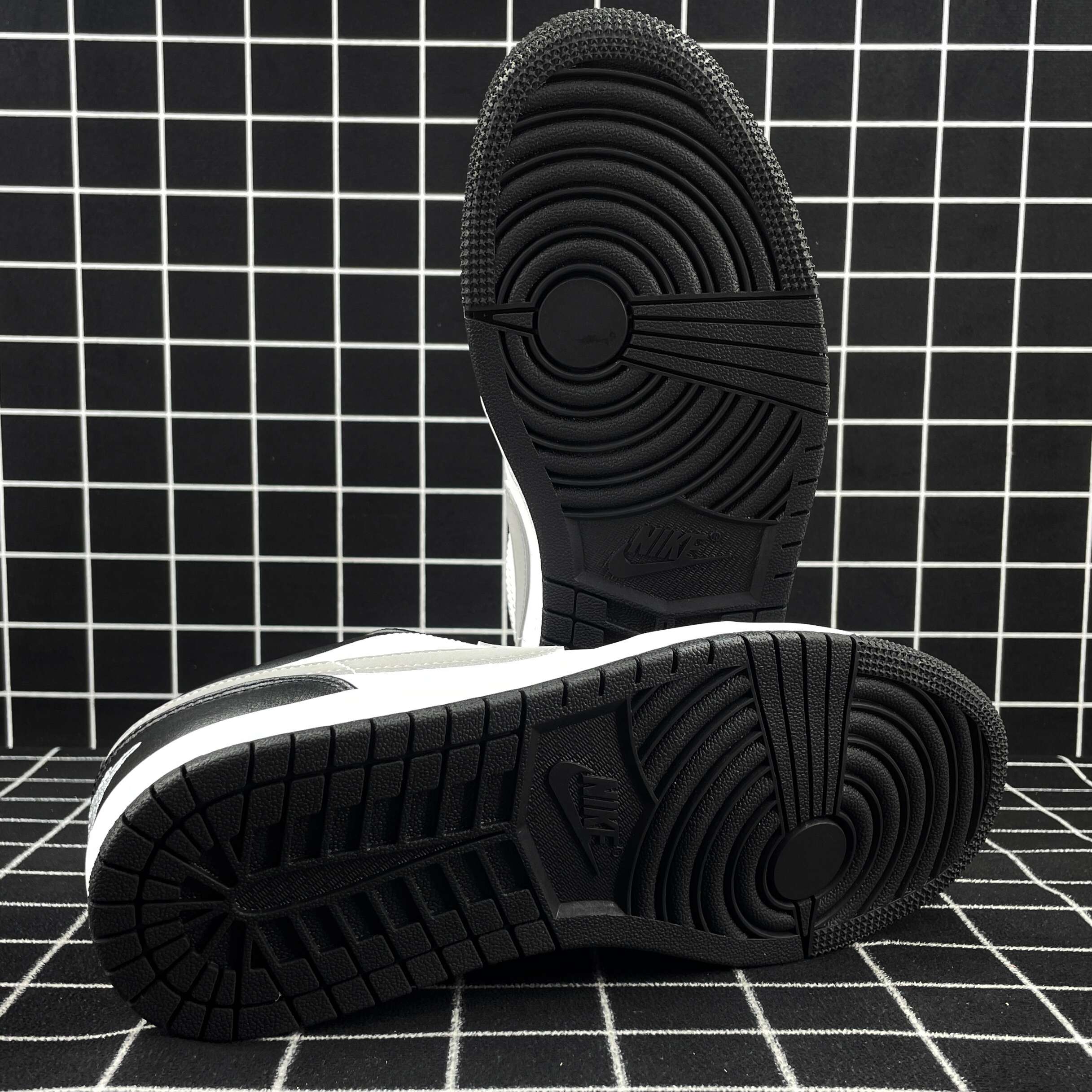 Jordan 1 Low Black Medium Grey Replica