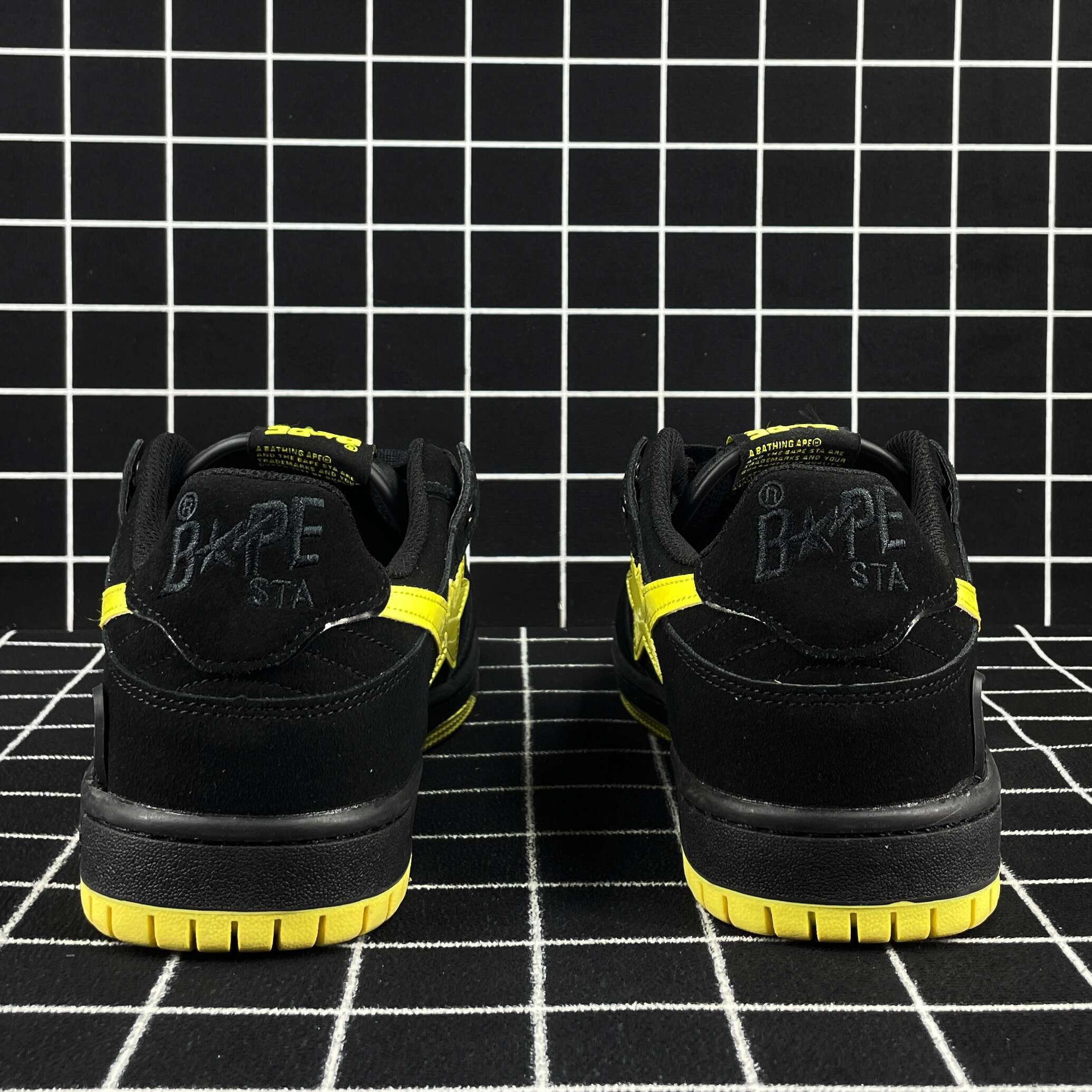 Bapesta Suede Black Replica