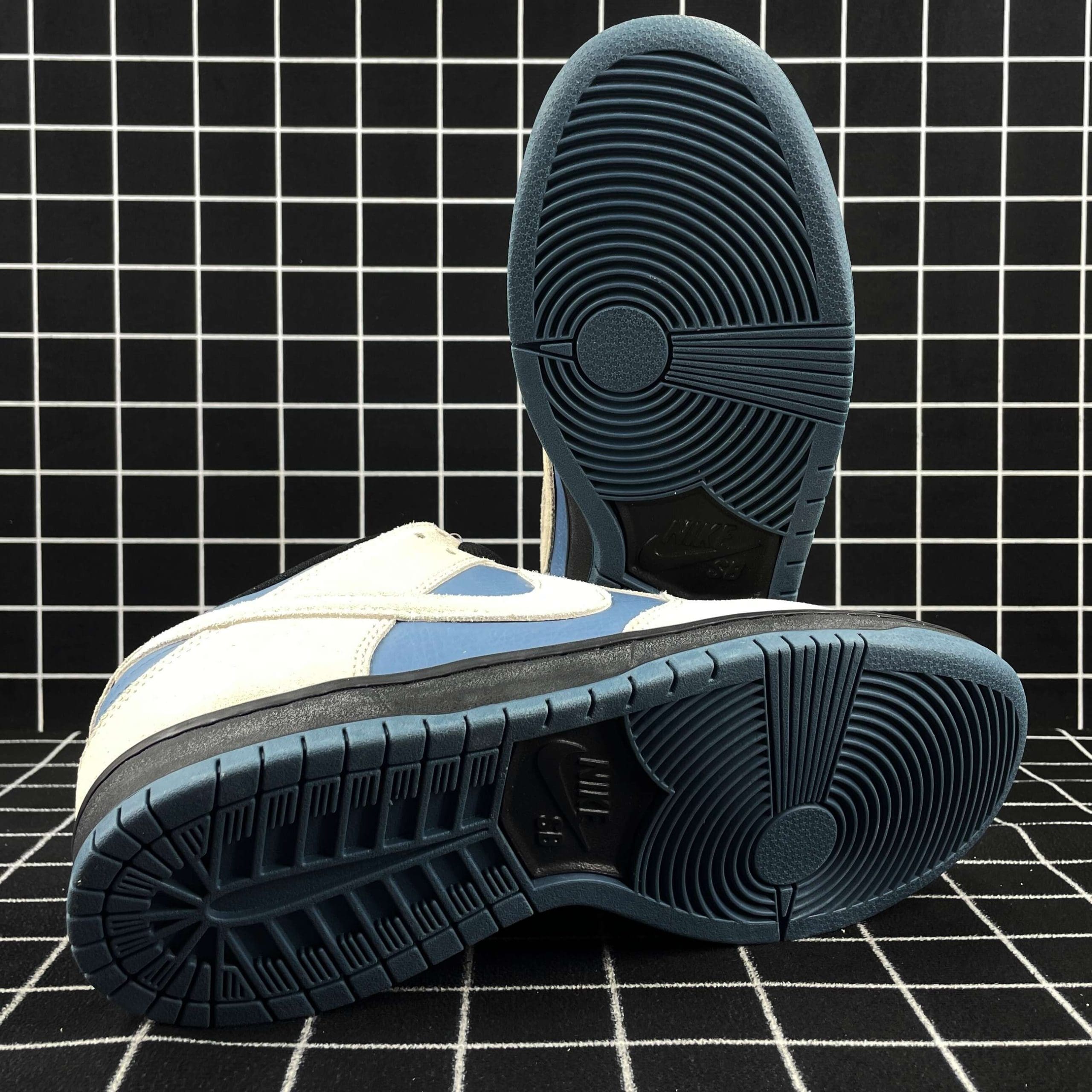 Nike SB Dunk Low Light Cream Thunderstorm Replica