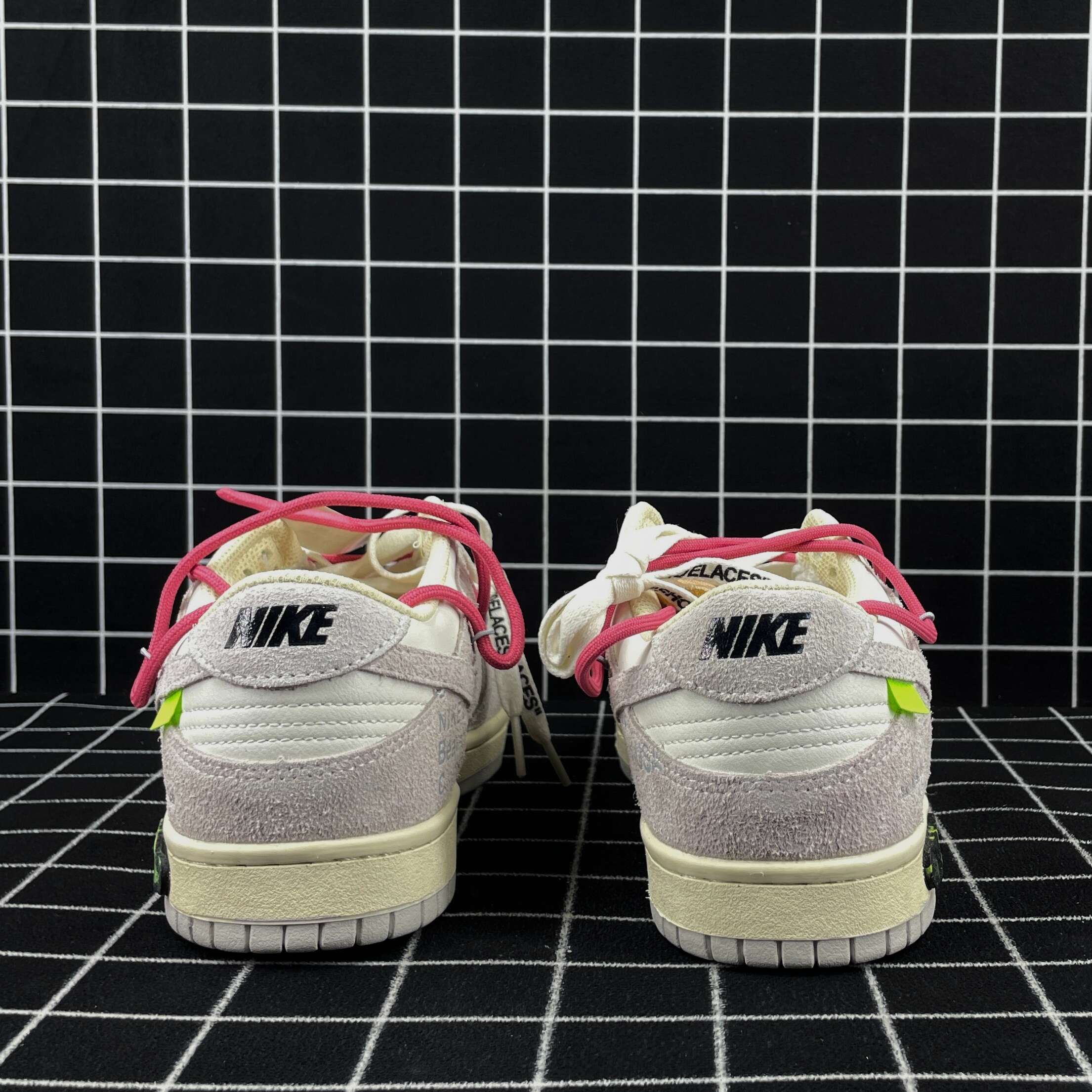 Nike Dunk Low Lot 17 of 50 Replica