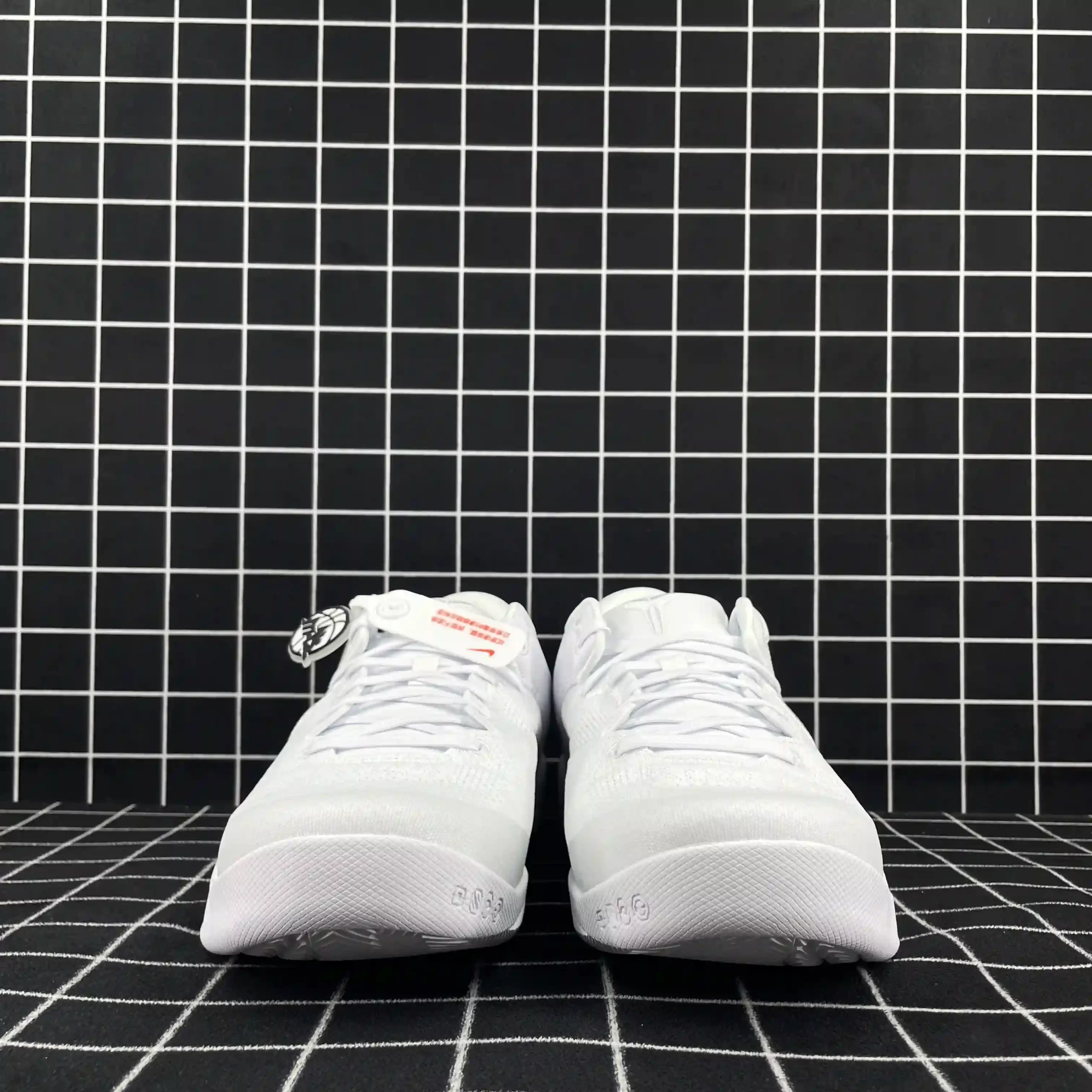 Nike Kobe 8 Protro Halo Replica