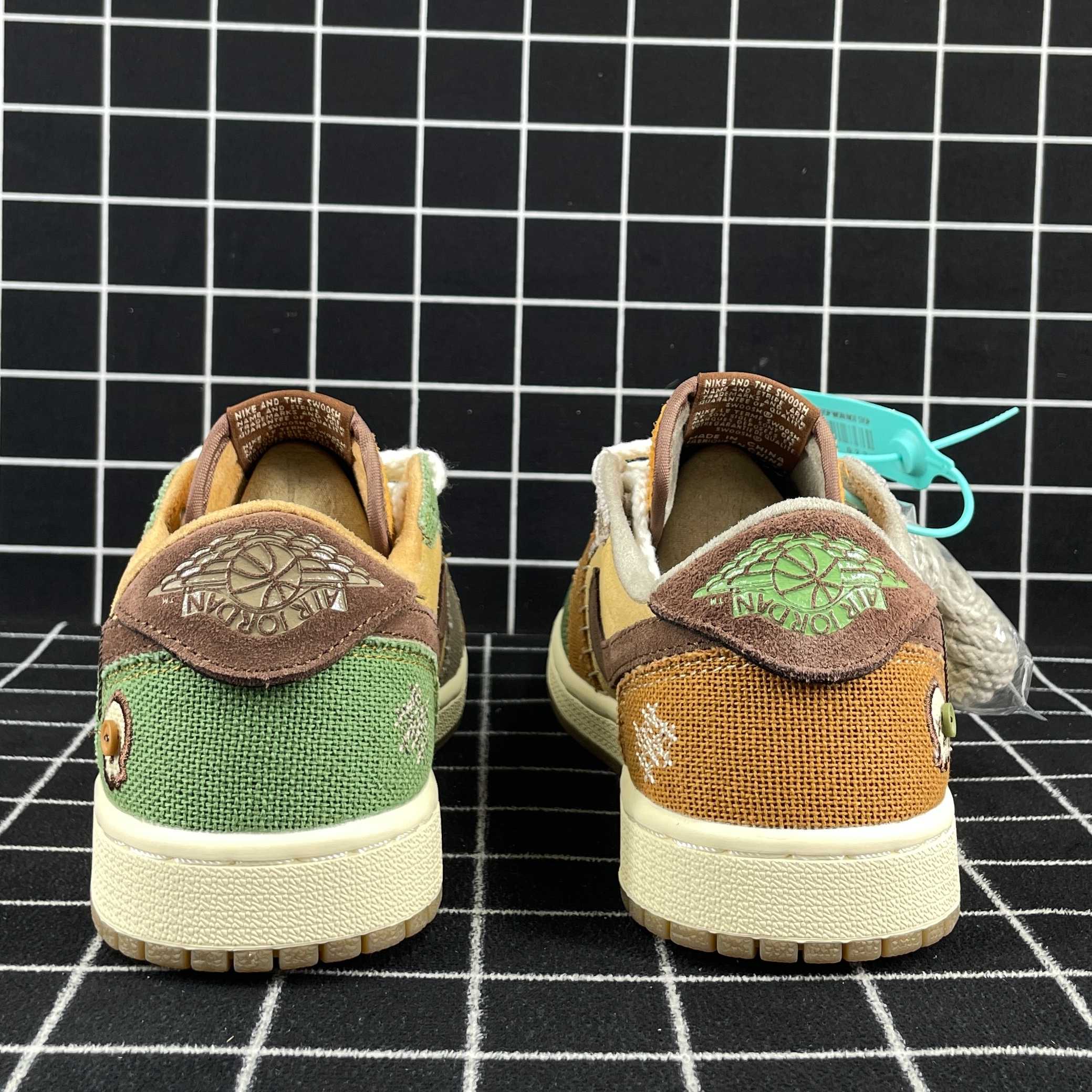 Jordan 1 Retro Low OG Zion Williamson Voodoo