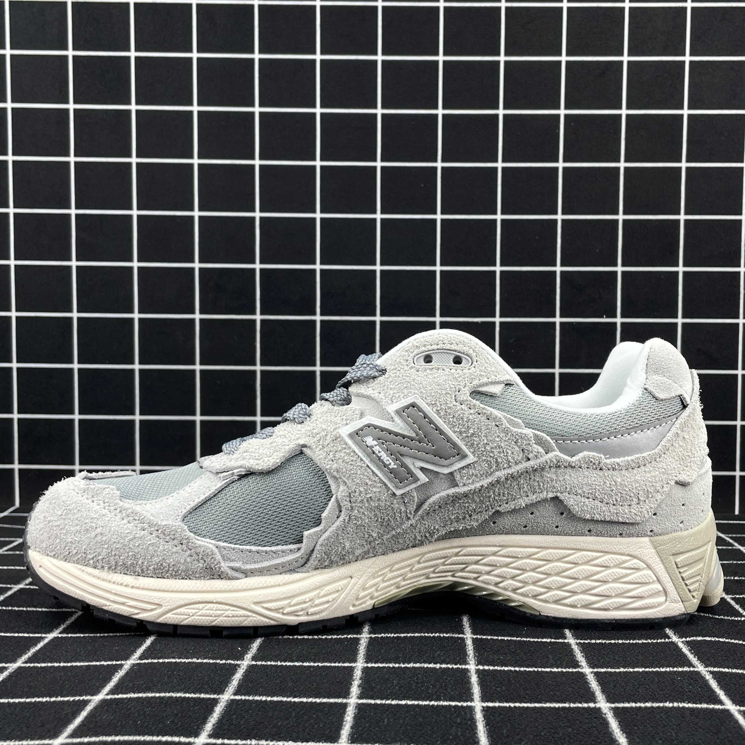 New Balance 2002R Protection Pack Grey Replica