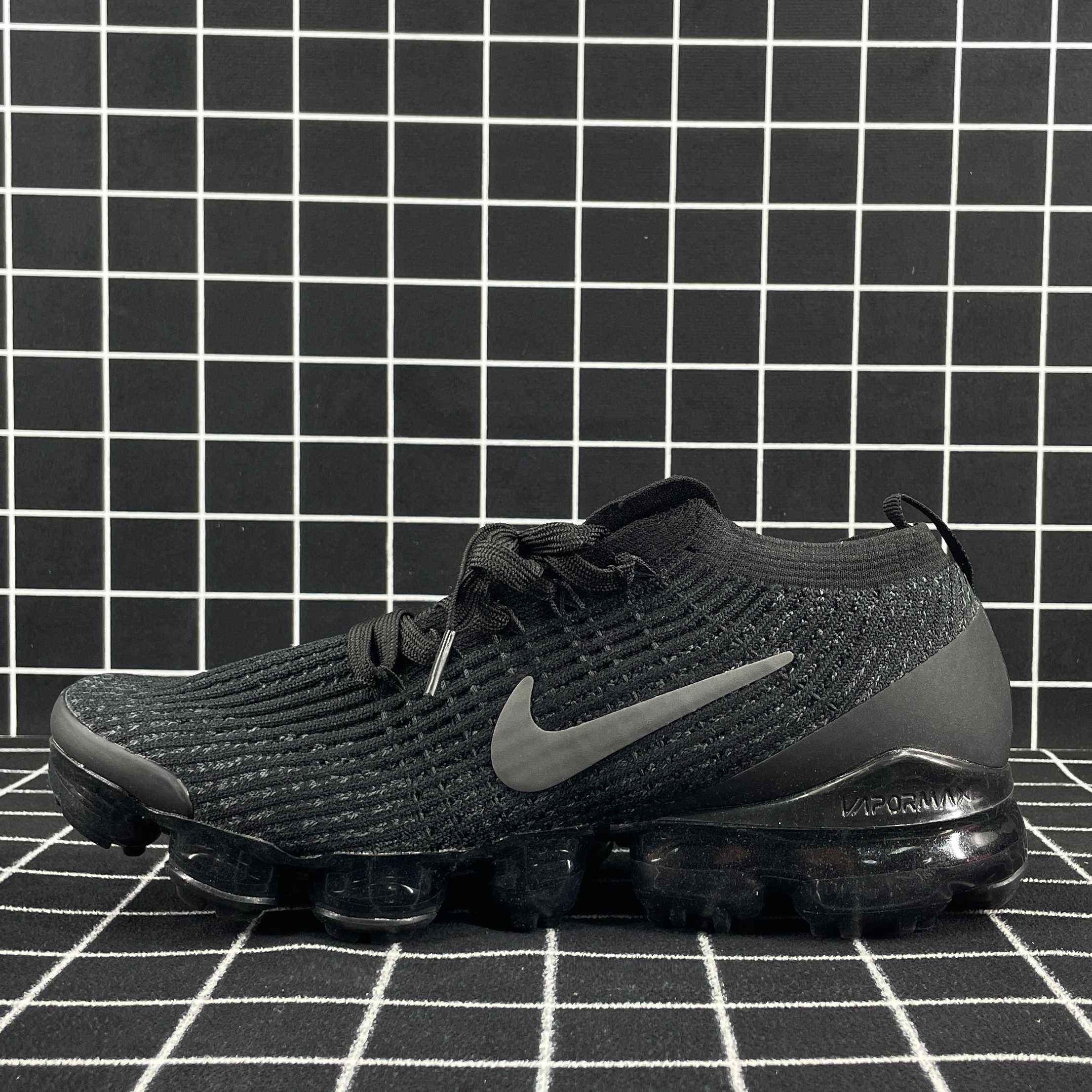 Nike Air VaporMax Flyknit 3.0 Triple Black Replica