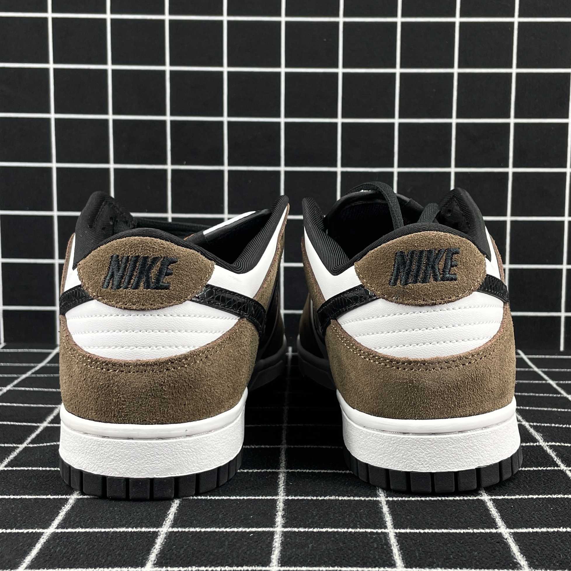 Nike SB Dunk Low White Black Trail End Brown Replica