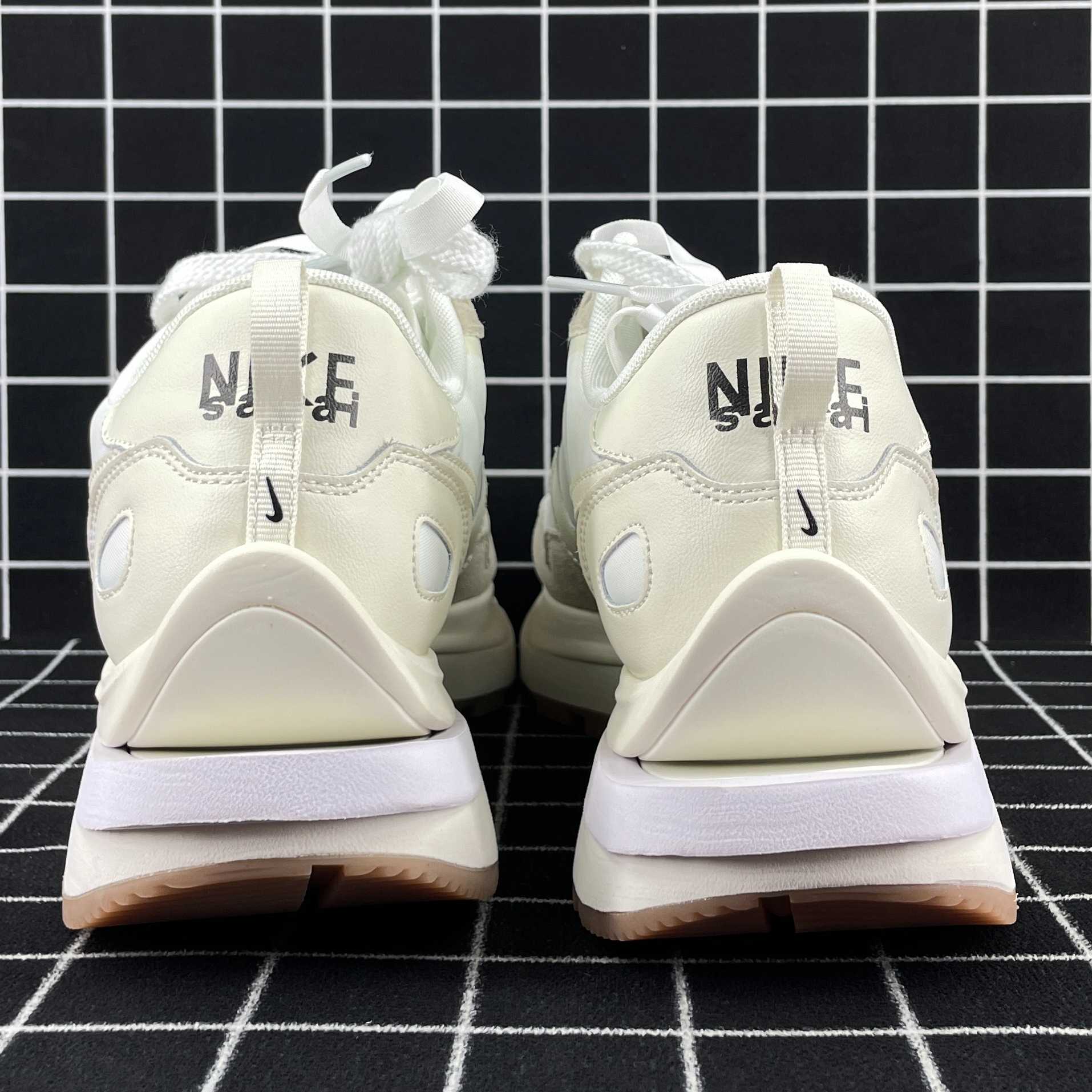 Nike VaporWaffle Sacai Sail Gum Replica