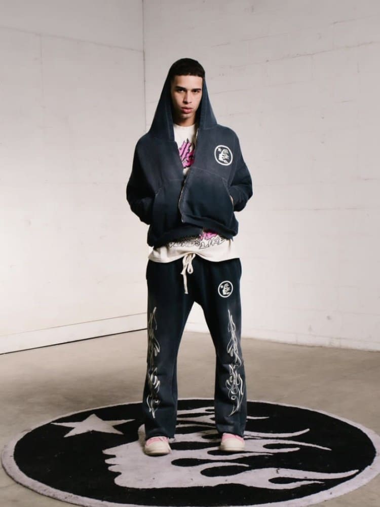 H*lst*r flare pants 2