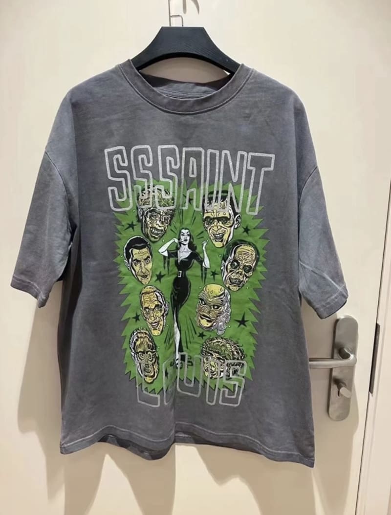 sssaint L**is rock alien hip hop tee