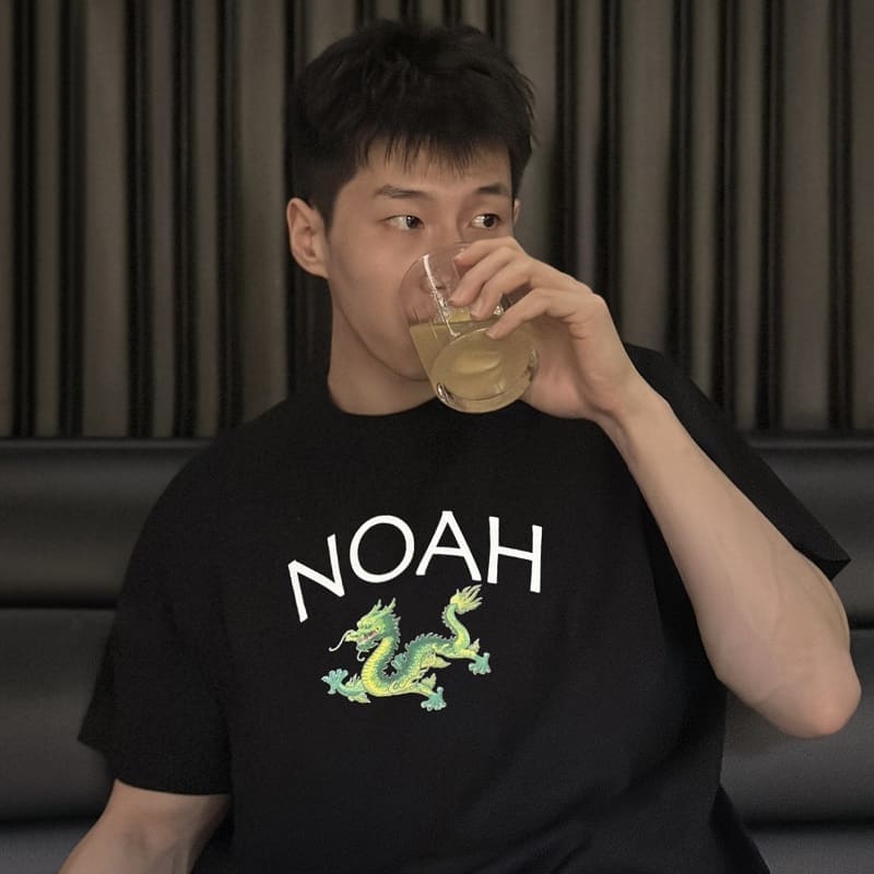Noah Trach Qinglong Tee